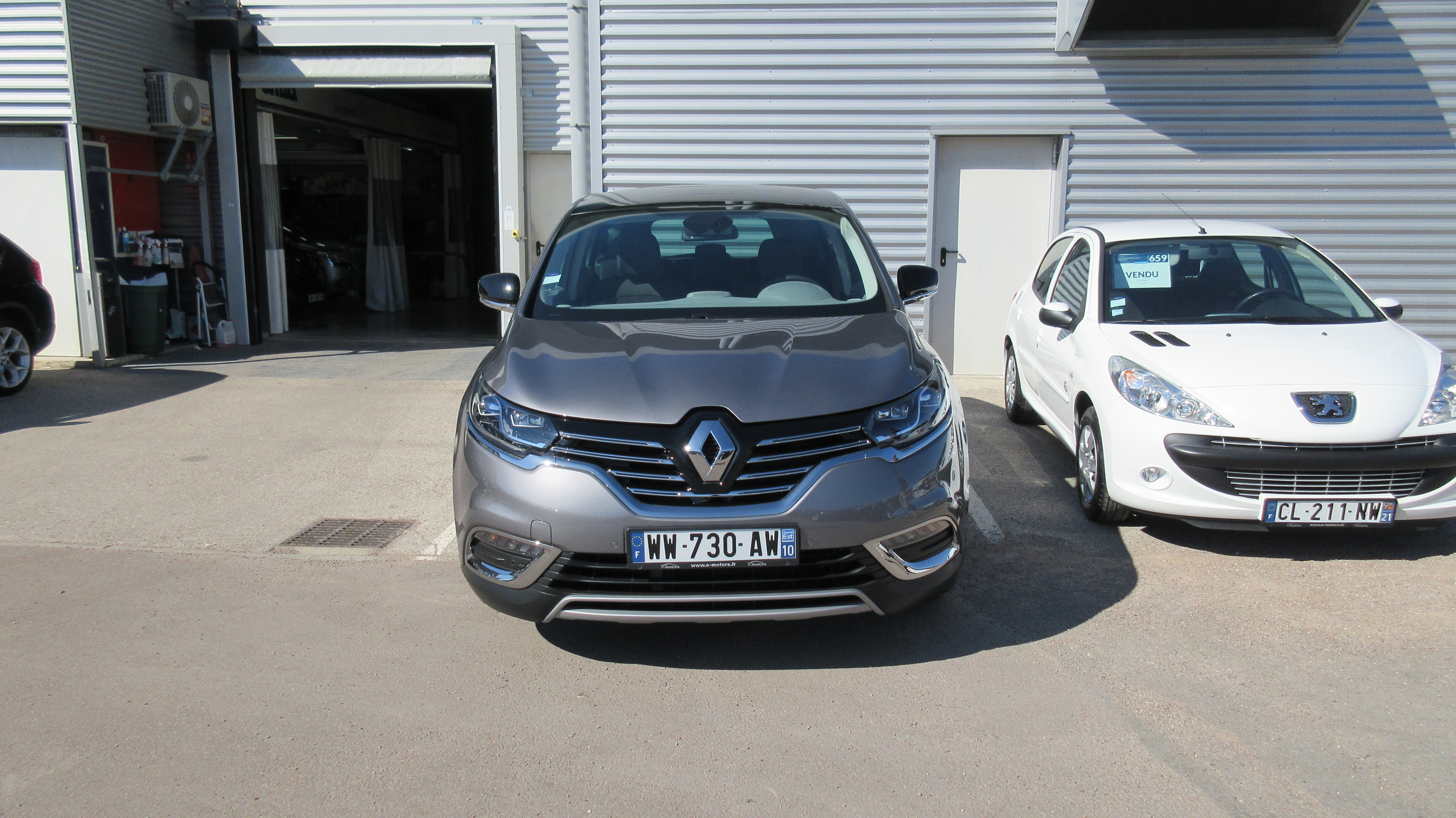 Avis-mandataire-auto-Emotors-Renault-Espace-Limited-dci-160-edc-7places.