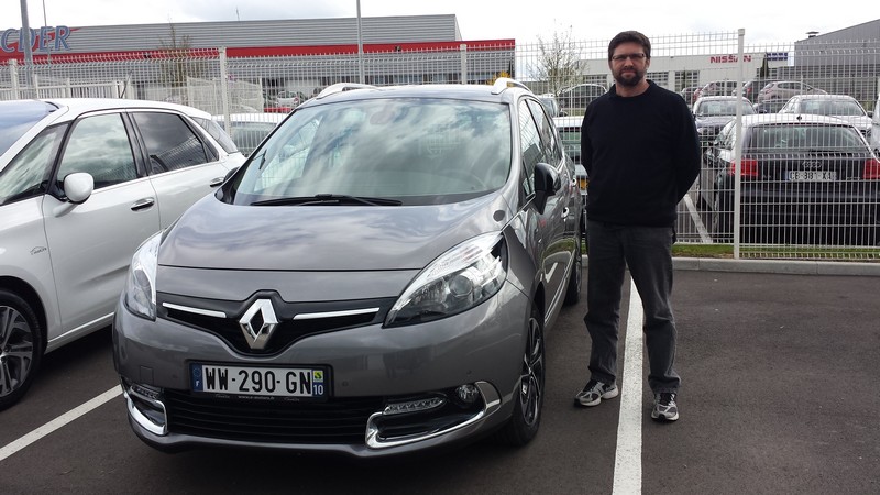 Avis-mandataire-auto-Emotors--Renault-grand-scenic-iii-bose-tce-130-energy-.