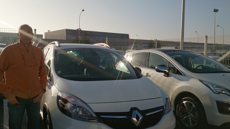 Avis-mandataire-auto-Emotors--Renault-scenic-xmod-dci-130cv-bose-neuf-.