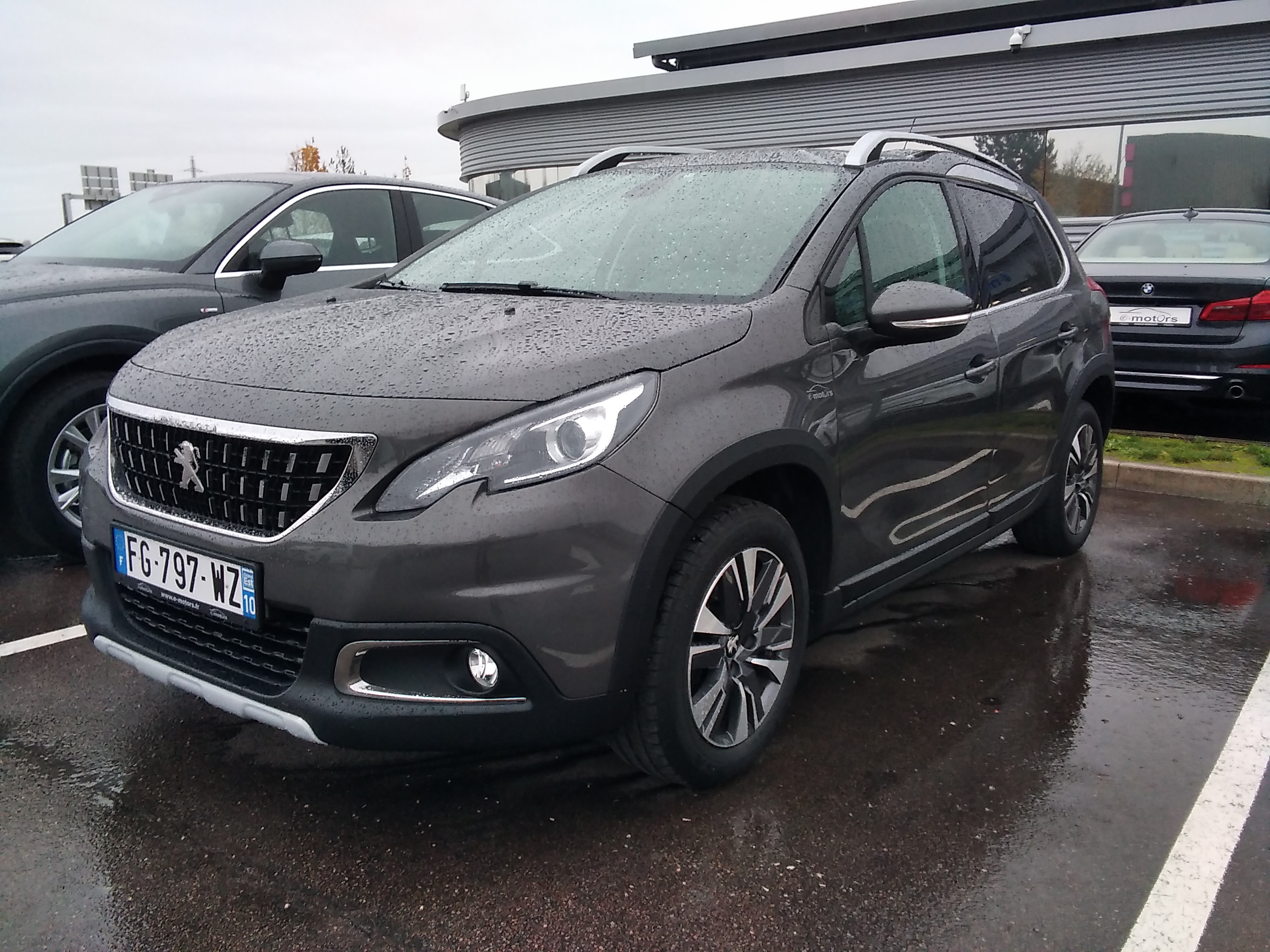 Avis-mandataire-auto-Emotors-Peugeot-2008-Puretech-110-eat6-allure.