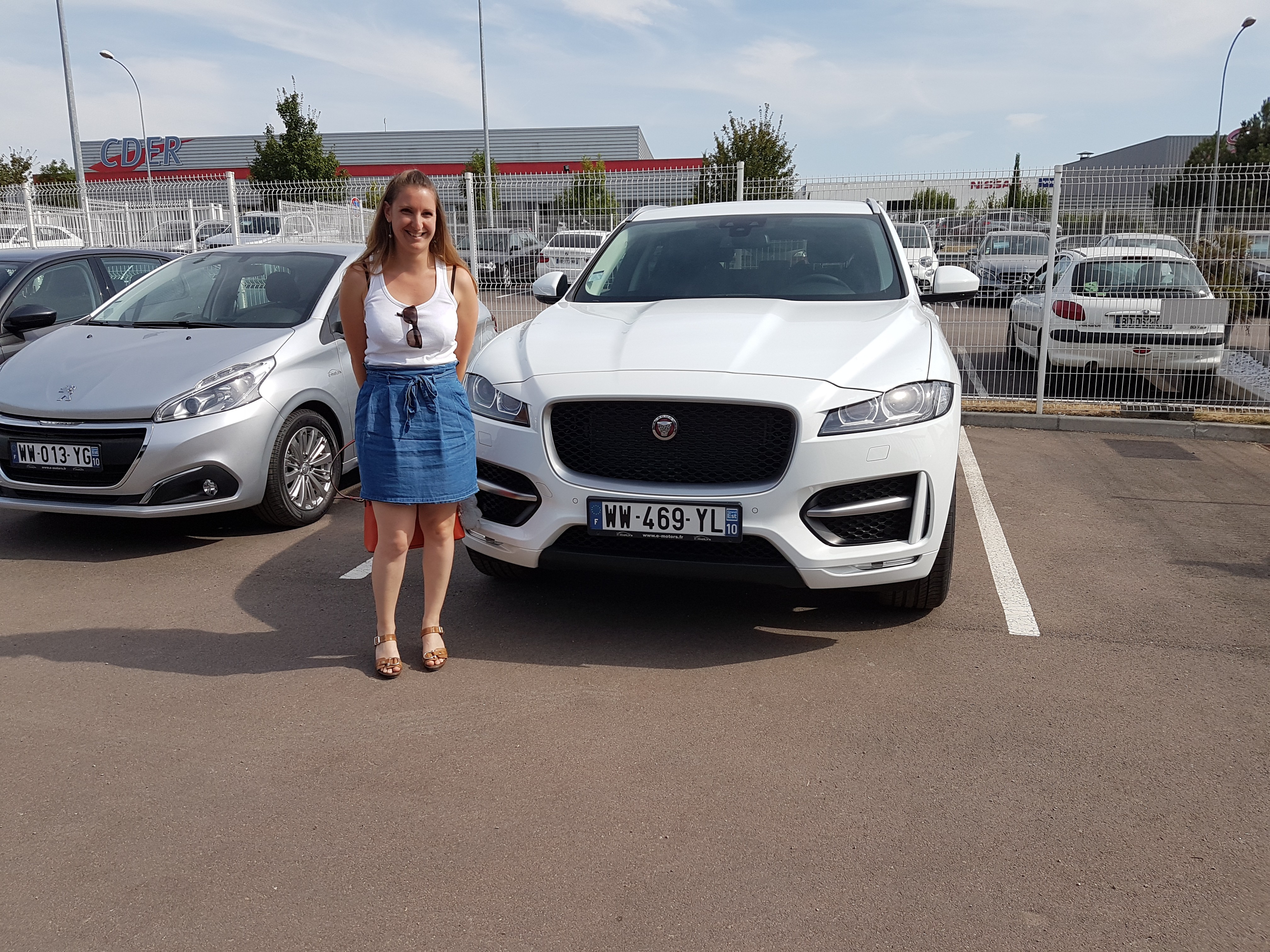 Avis-mandataire-auto-Emotors-Jaguar-F-pace-R-sport-d-180-awd-bva8.