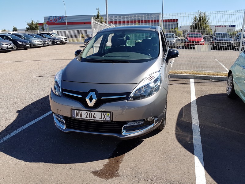 Avis-mandataire-auto-Emotors-Renault-Scenic-Iii-bose-dci-130-energy-plus-toit-vitr-visio.