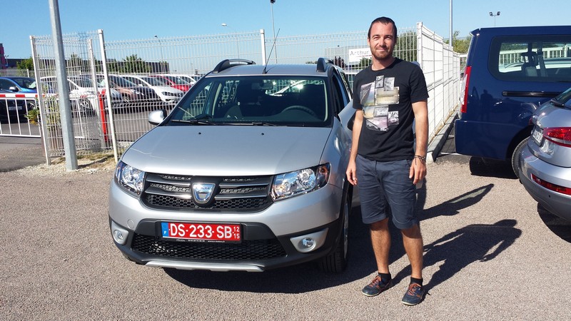 Avis-mandataire-auto-Emotors--Dacia-sandero-stepway-prestige-dci-90-.