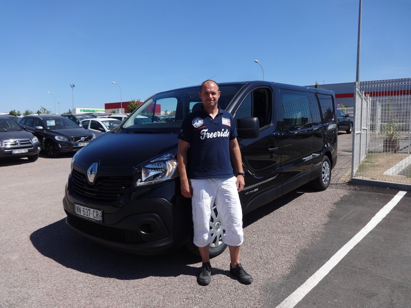 Avis-mandataire-auto-Emotors--Renault-trafic-cabine-approfondie-grand-confort-l2h1-dci-140-energy-plus-gps-.