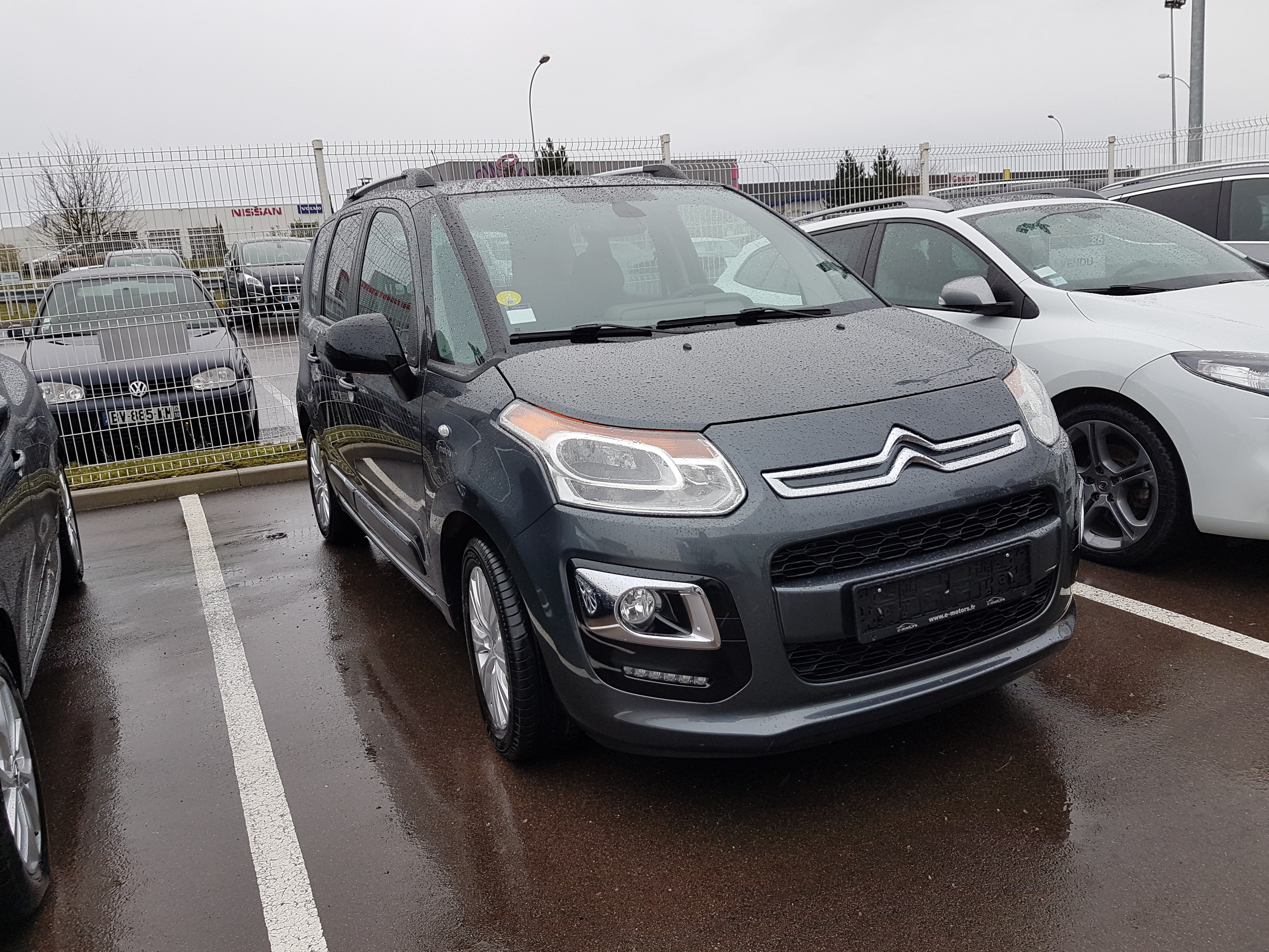 Avis-mandataire-auto-Emotors-Citroen-C3-picasso-Exclusive-hdi-100.