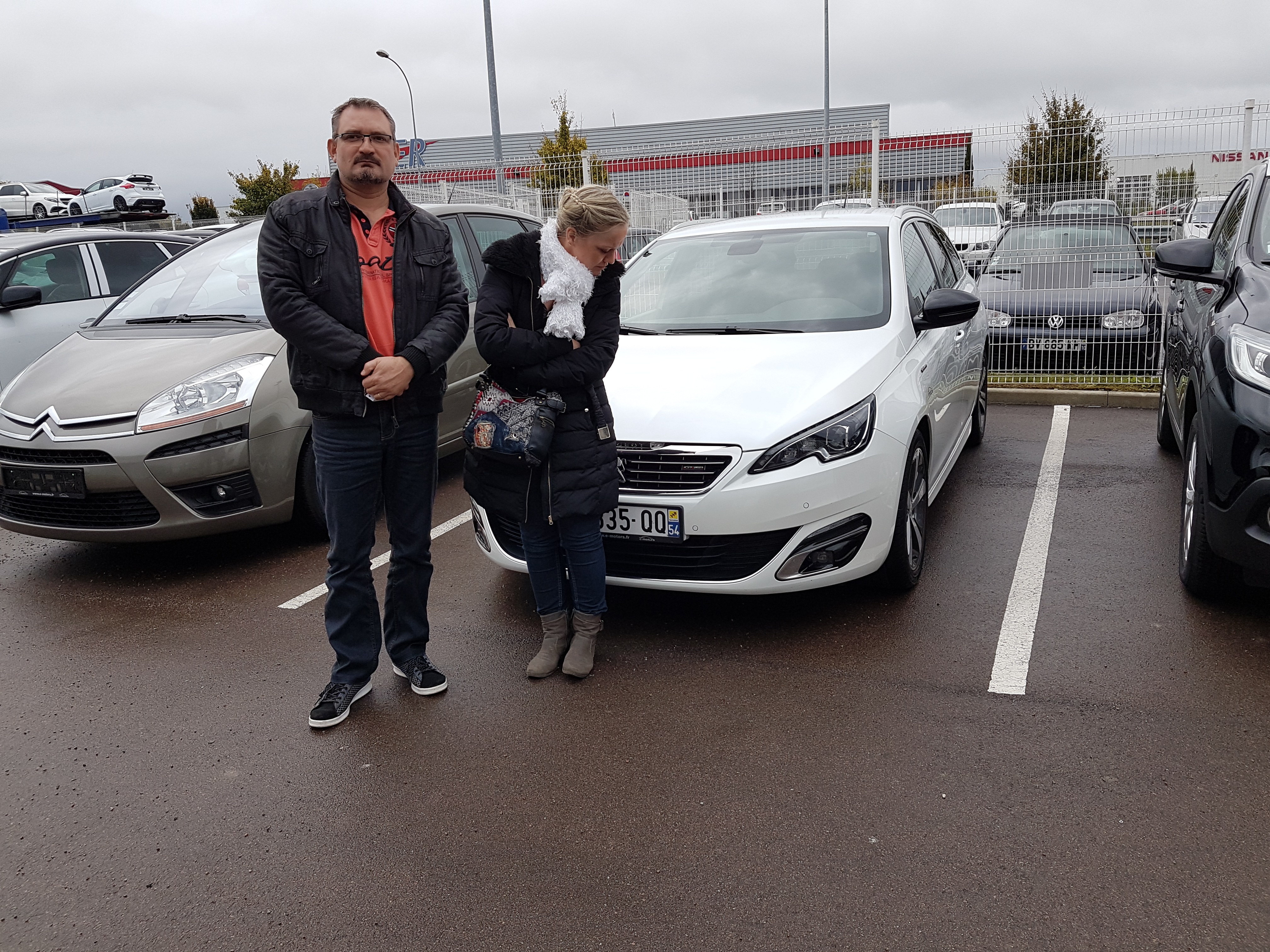 Avis-mandataire-auto-Emotors-Peugeot-308-sw-Gt-line-puretech-130.