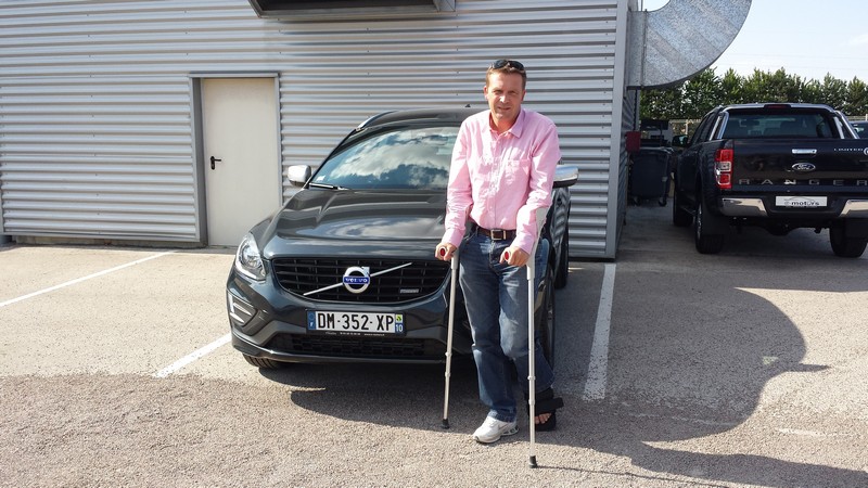 Avis-mandataire-auto-Emotors--Volvo-xc60-r-design-d4-181-automatique-.