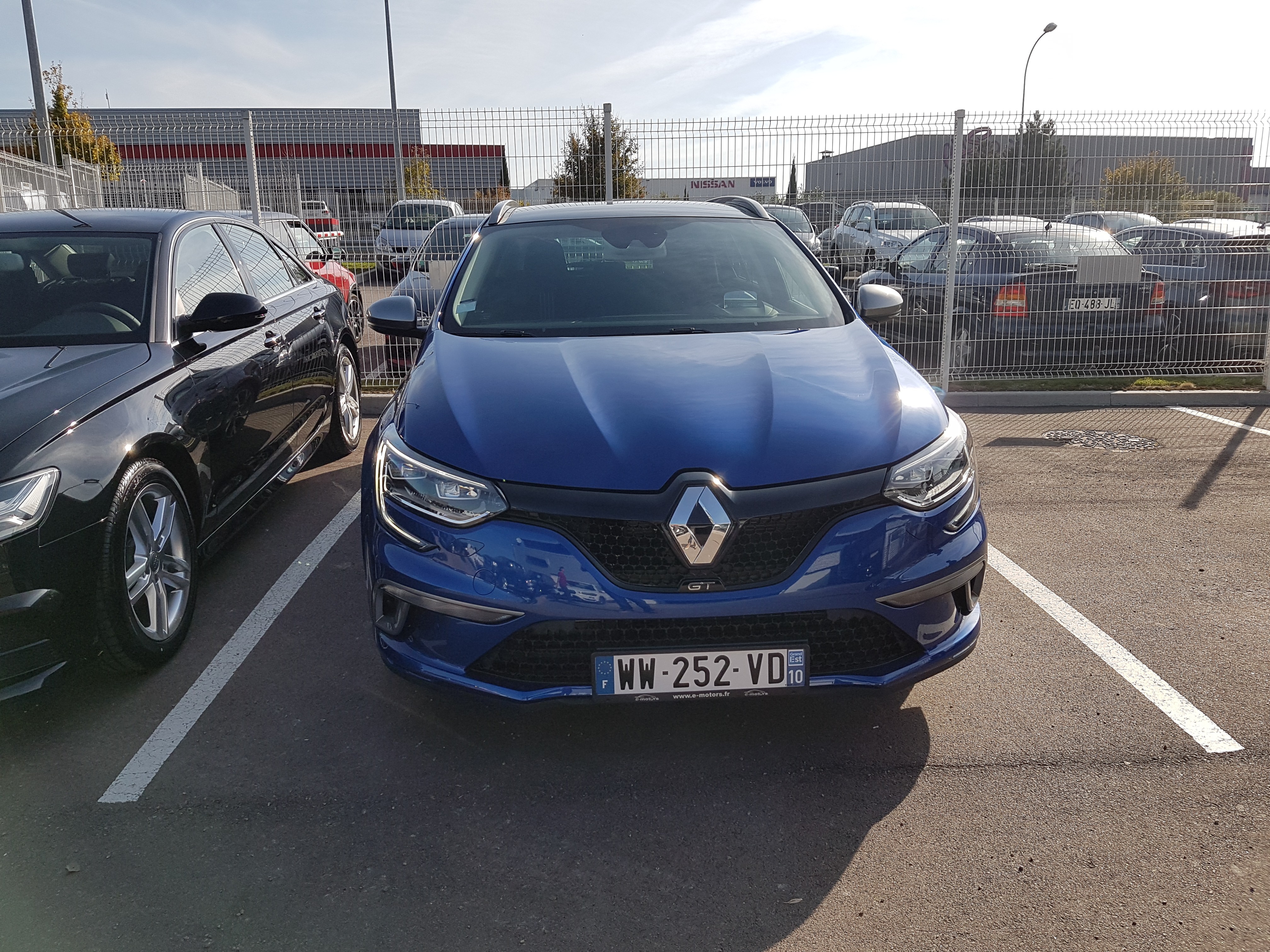 Avis-mandataire-auto-Emotors-Renault-Megane-iv-estate-M-gane-iv-estate-gt-tce-205-edc-energy-plus-toit-vitr.