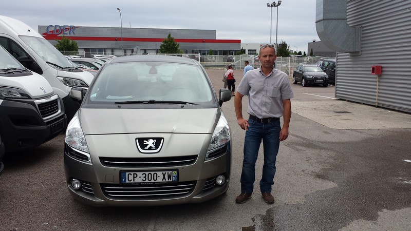 Avis-mandataire-auto-Emotors--Peugeot-5008-active-hdi-150-5places-.