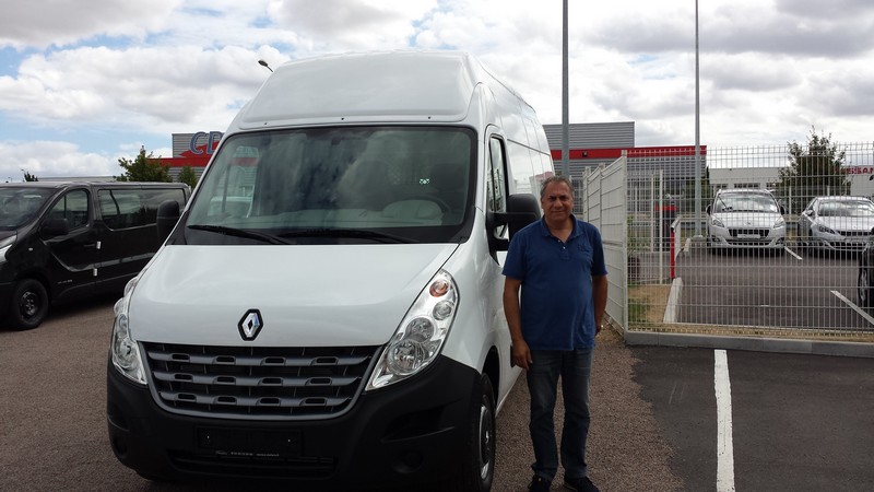 Avis-mandataire-auto-Emotors--Renault-master-fourgon-grand-confort-l3h3-3-5t-dci-125-.