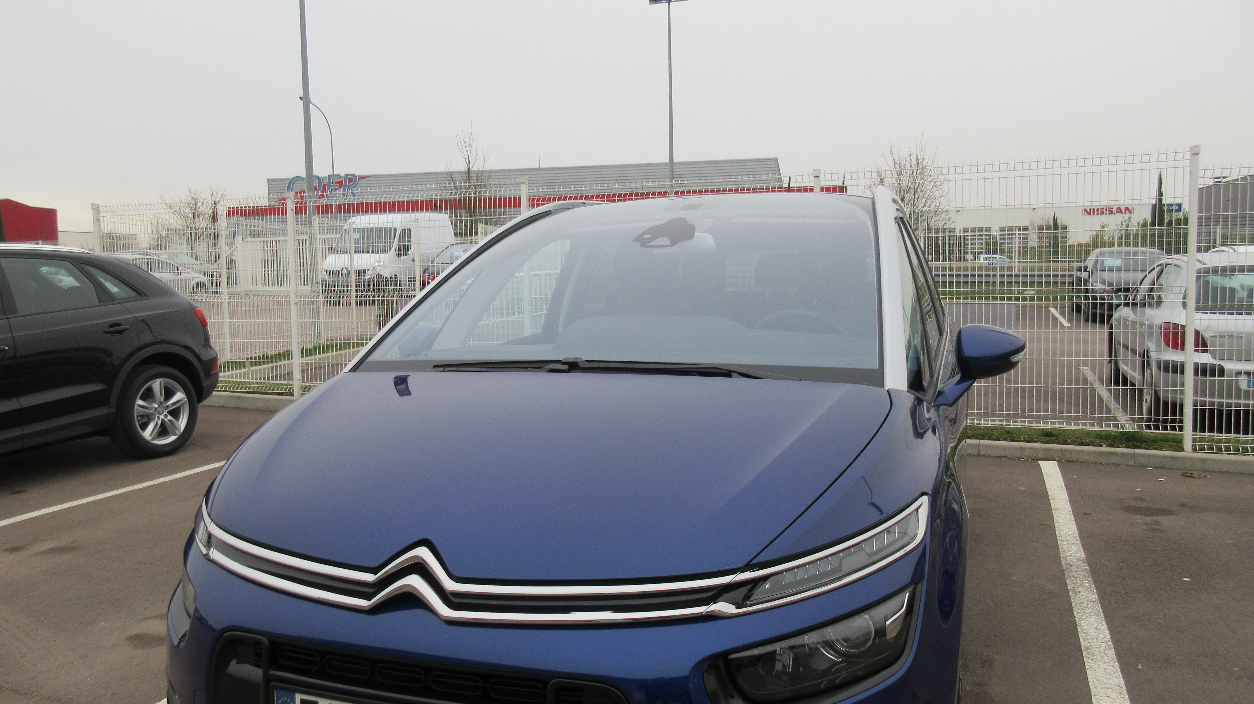 Avis-mandataire-auto-Emotors-Citroen-Grand-c4-spacetourer-Shine-bluehdi-130-s-s-plus-x-non.