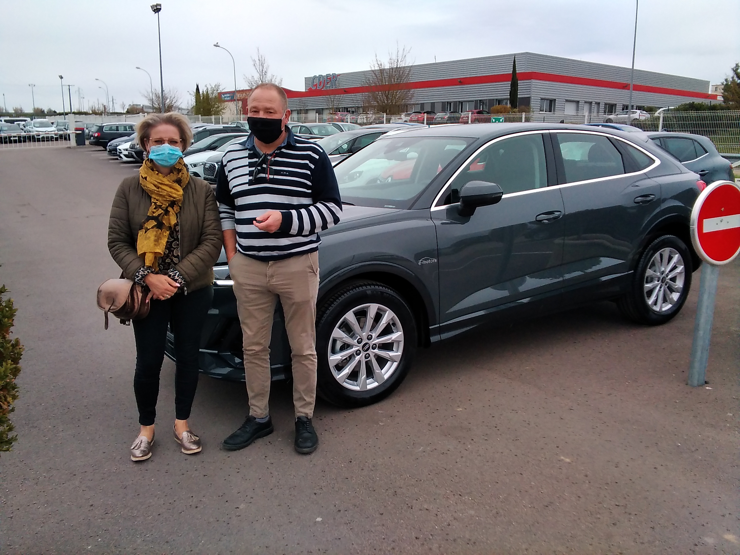 Avis-mandataire-auto-Emotors-Audi-Q3-sportback-35-tdi-150-ch-s-tronic-7.