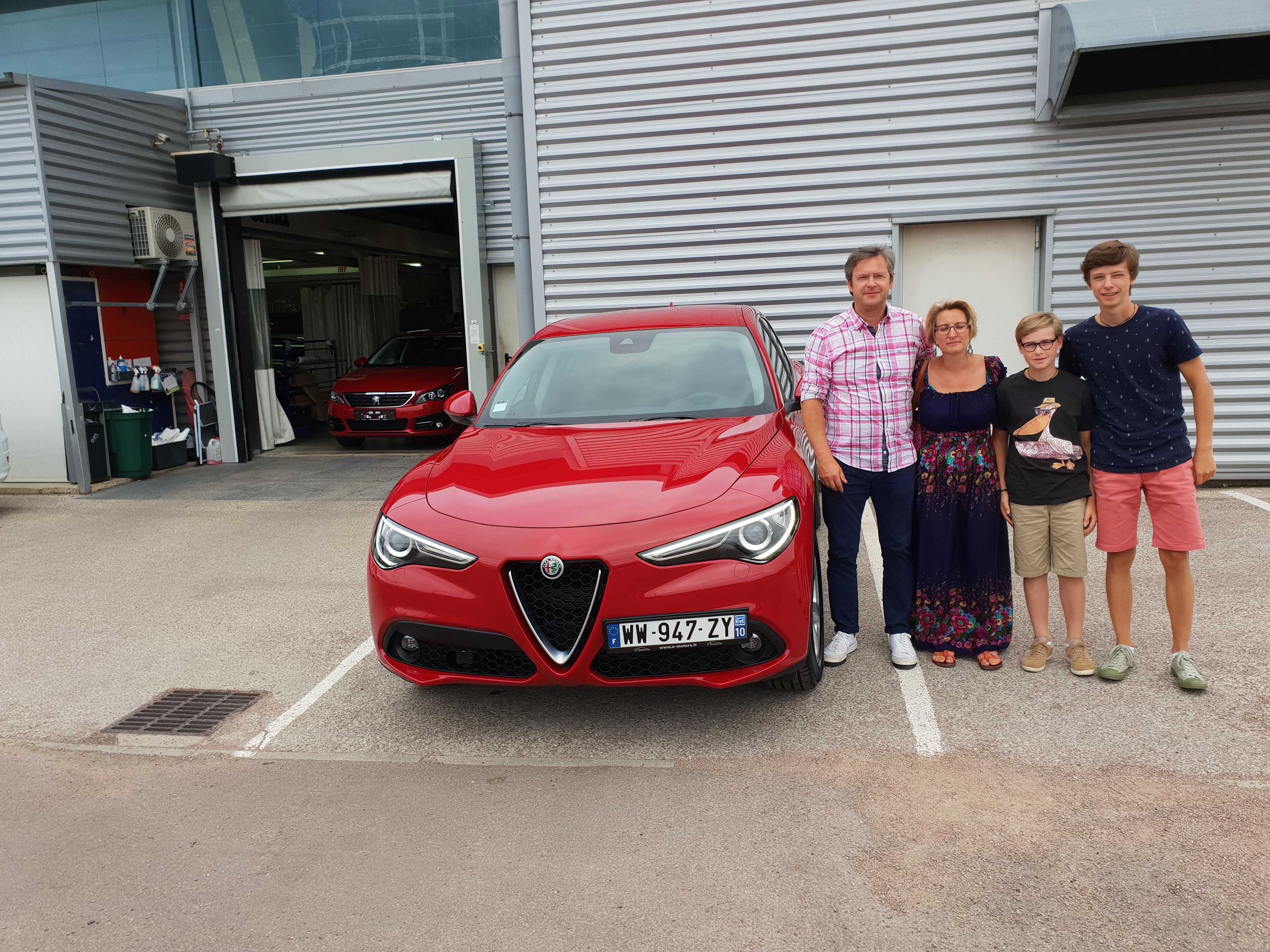 Avis-mandataire-auto-Emotors-Alfa romeo-Stelvio-Super-180-at8.