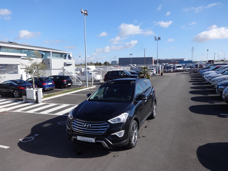 Avis-mandataire-auto-Emotors--Hyundai-grand-santa-f-executive-crdi-197-4x4-automatique-7places-.