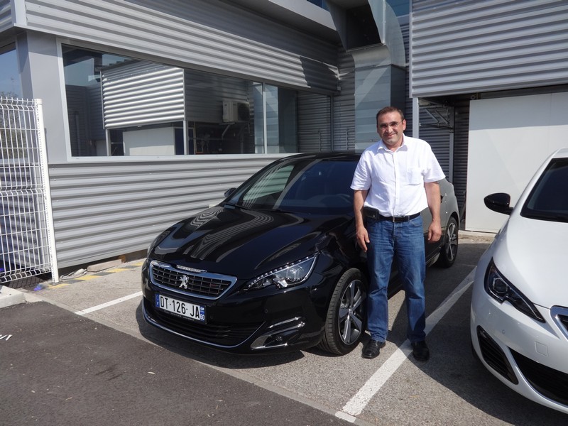 Avis-mandataire-auto-Emotors--Peugeot-308-gt-line-bluehdi-150-.