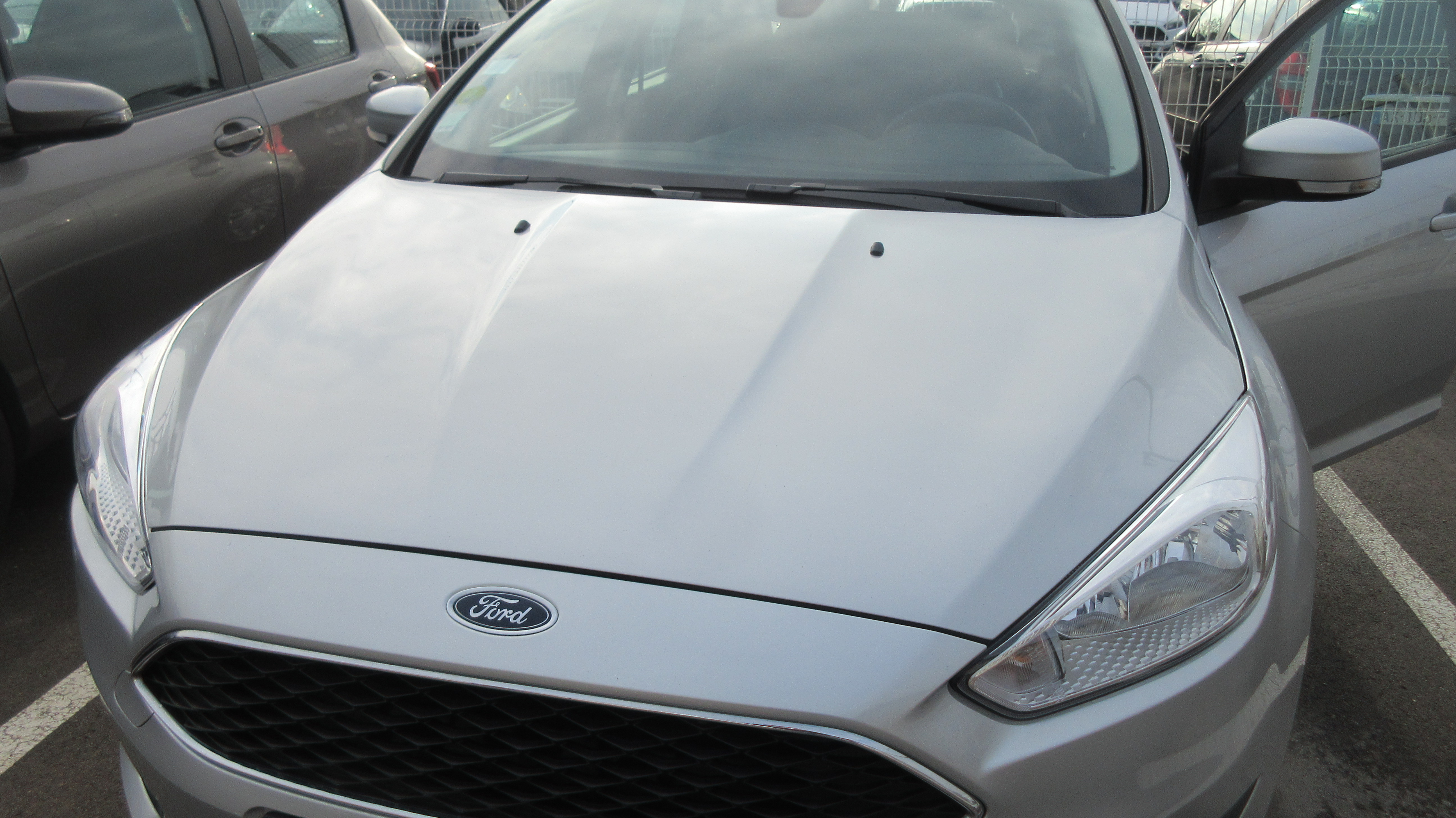 Avis-mandataire-auto-Emotors-Ford-Focus-Business-nav-tdci-120-s-s.