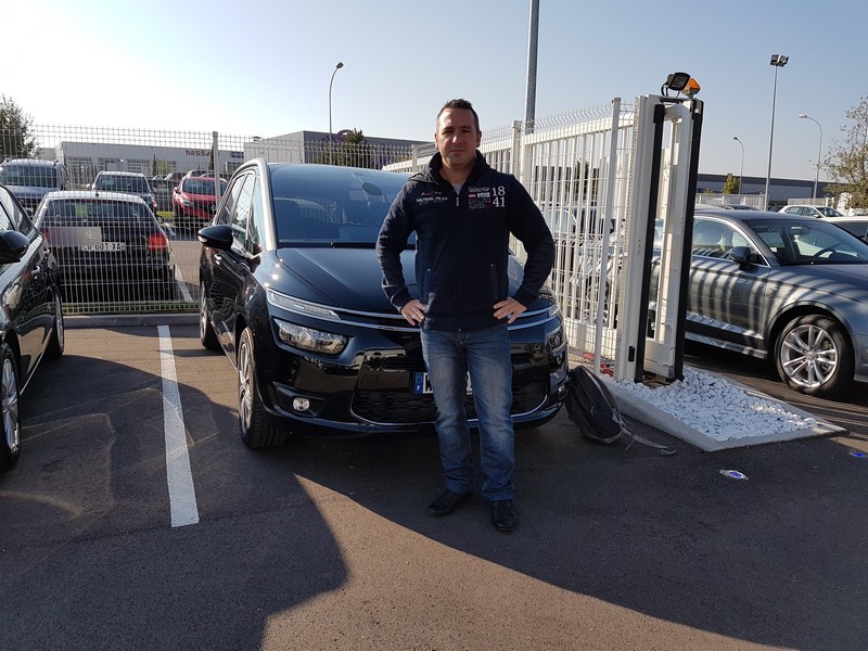 Avis-mandataire-auto-Emotors-Citroen-Grand-c4-picasso-Intensive-sur-quip-e-bluehdi-150-eat6.