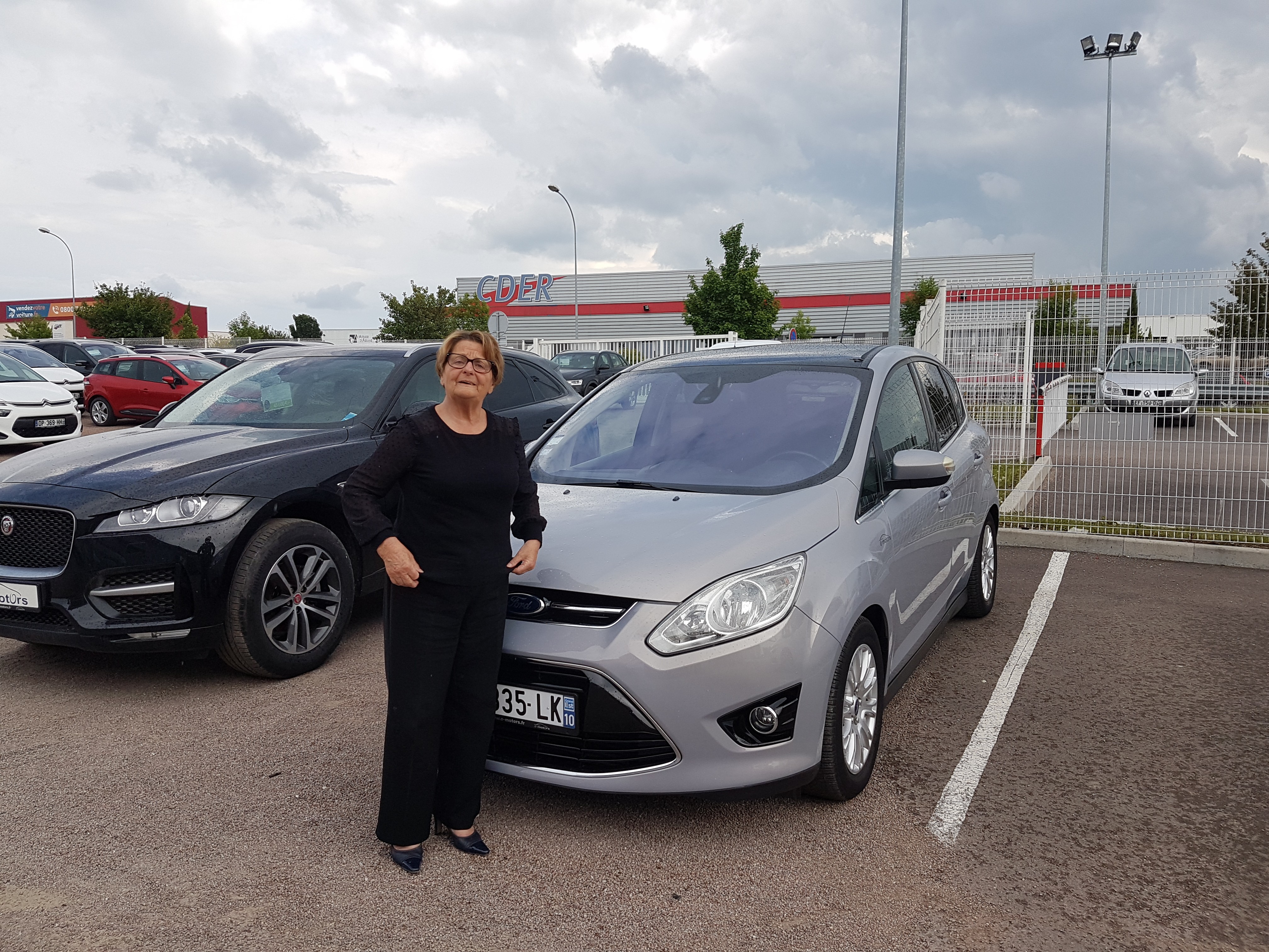 Avis-mandataire-auto-Emotors-Ford-C-max-Titanium-tdci-115-automatique-plus-toit-pano.