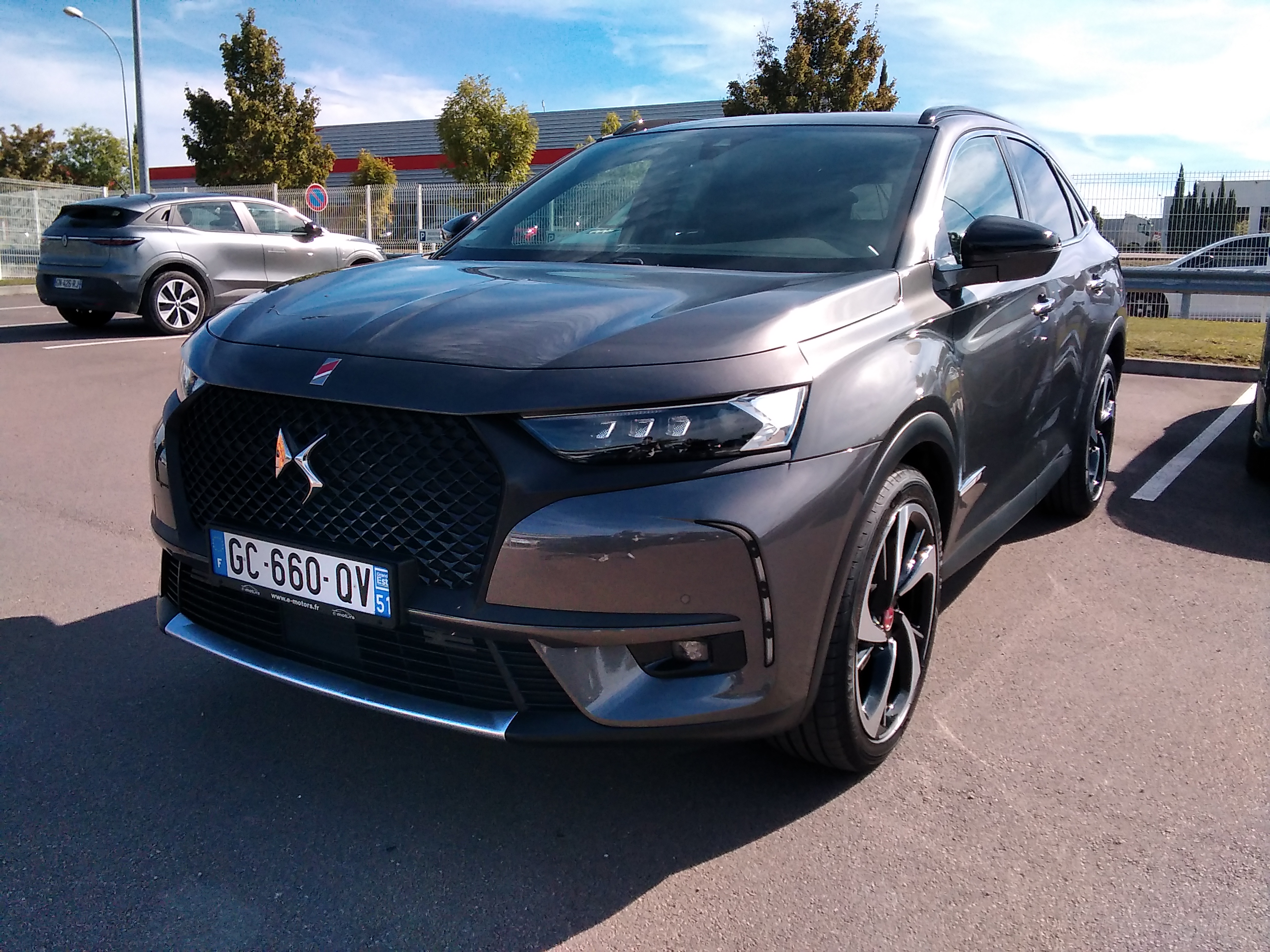 Avis-mandataire-auto-Emotors-Ds-Ds7-crossback-Bluehdi-130-eat8-performance-line-plus-jantes-20.