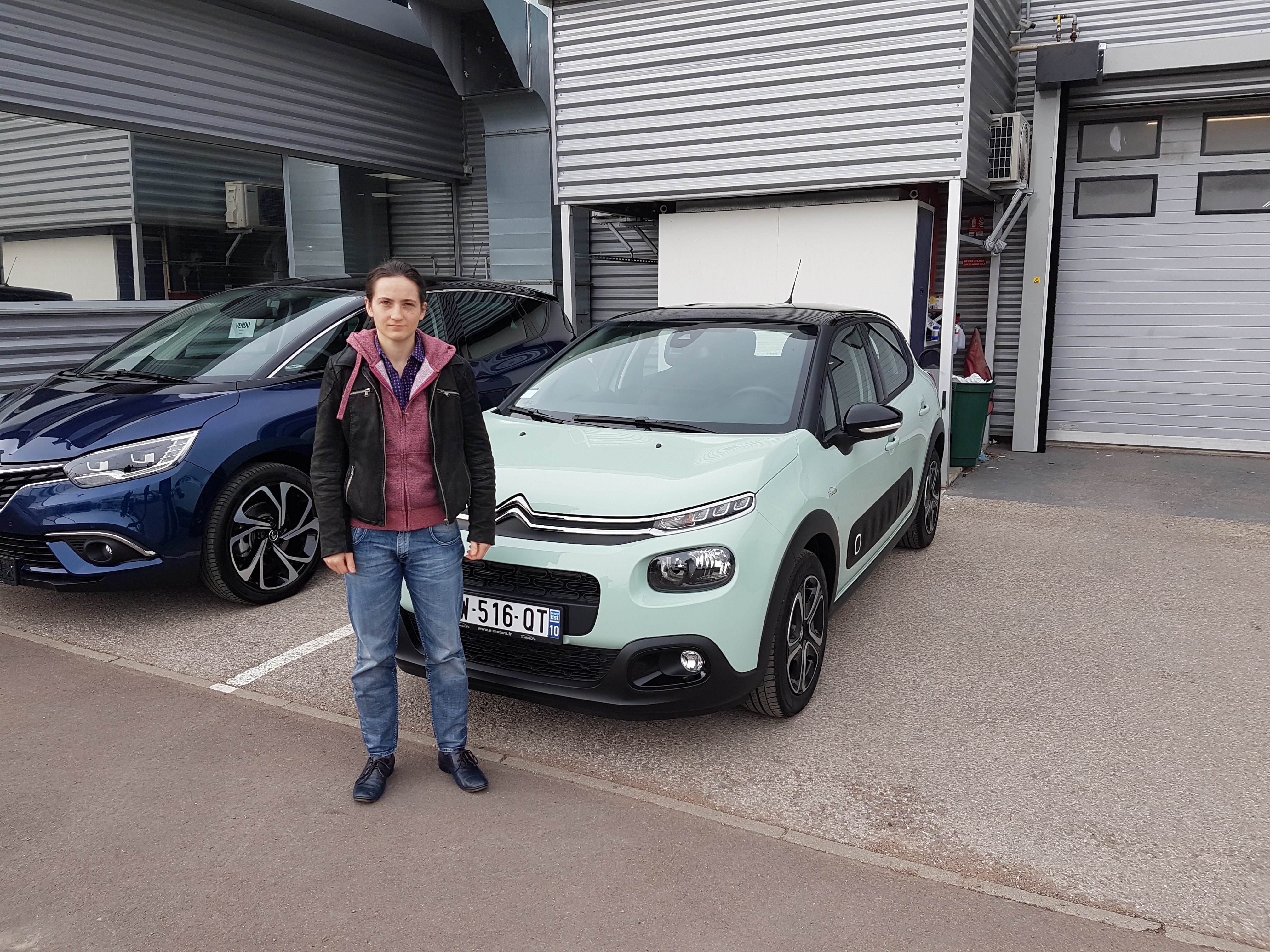 Avis-mandataire-auto-Emotors-Citroen-C3-Shine-puretech-82-plus-gps-connected-cam.