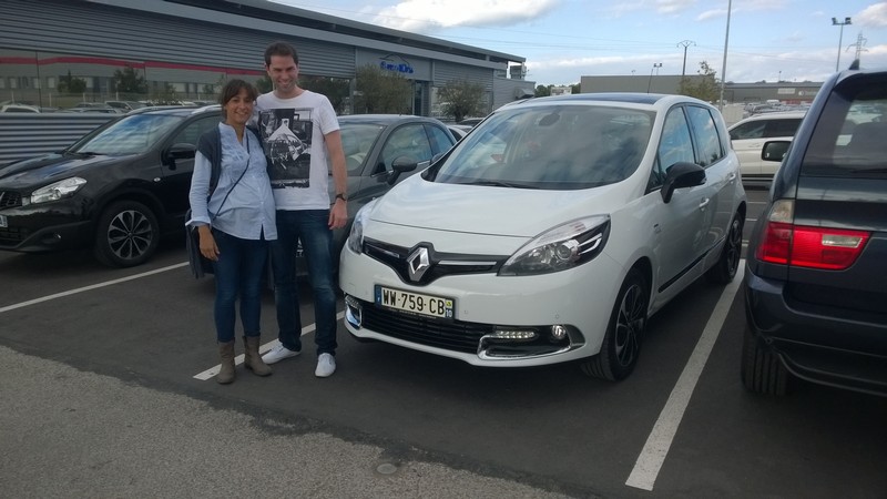 Avis-mandataire-auto-Emotors--Renault-scenic-iii-bose-dci-130-energy-plus-toit-vitr-.