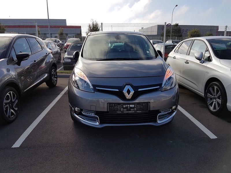 Avis-mandataire-auto-Emotors-Renault-Scenic-Iii-bose-dci-130-energy-plus-toit-vitr-visio.