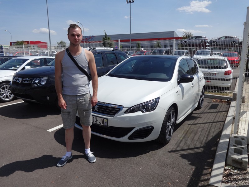 Avis-mandataire-auto-Emotors-Peugeot-308-Gt-thp-205-plus-toit-vitr.