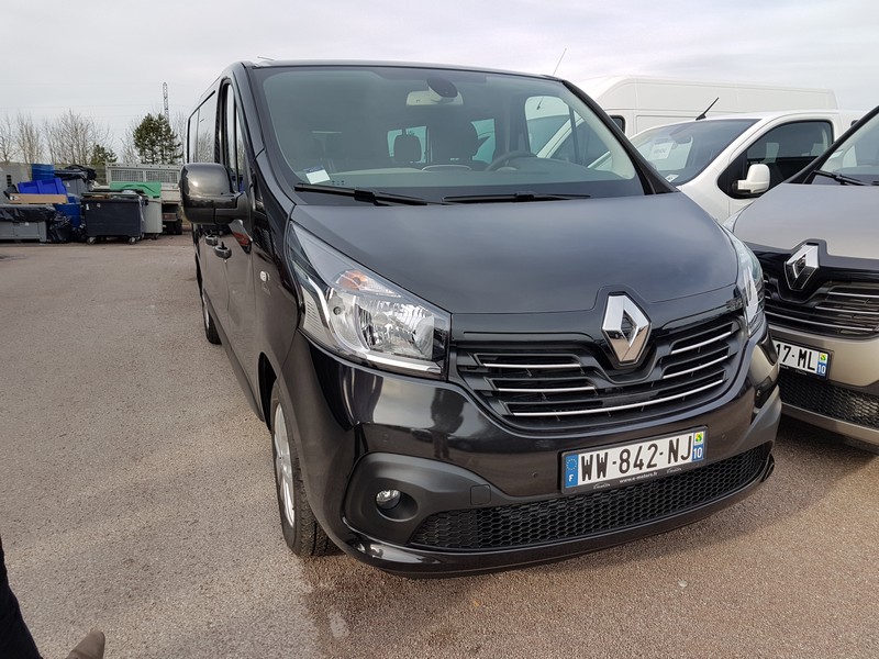 Avis-mandataire-auto-Emotors-Renault-Trafic-combi-Grand-intens-dci-125-energy-9places-plus-portes-180.