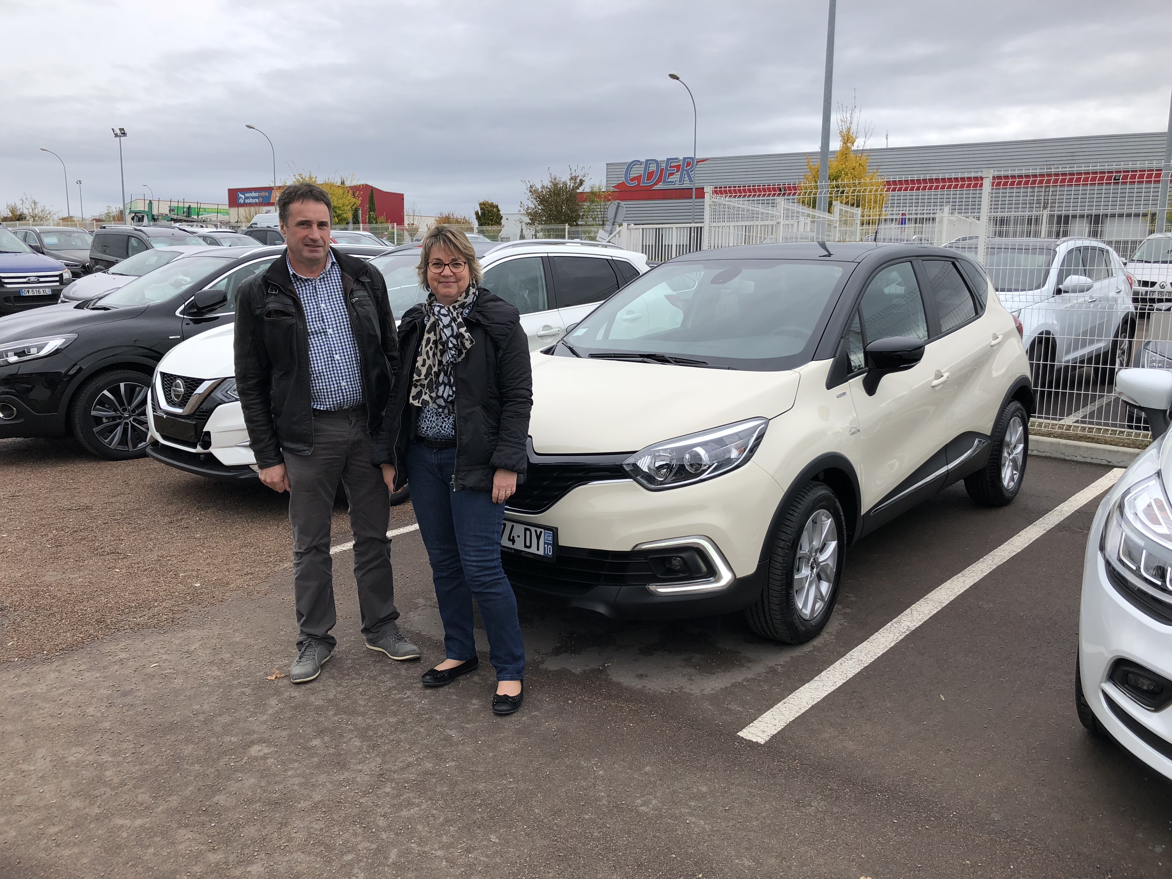Avis-mandataire-auto-Emotors-Renault-Captur-Zen-tce-90-plus-gps.
