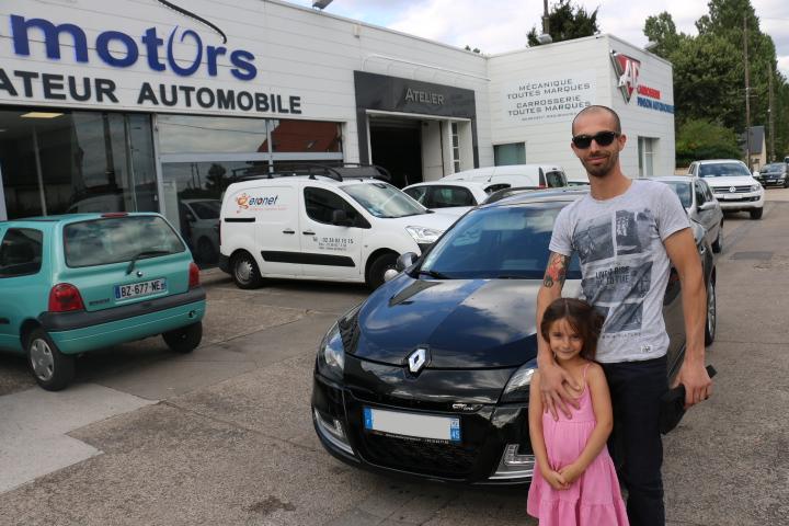 Avis-mandataire-auto-Emotors-Peugeot-308-Gt-bluehdi-180-eat-plus-toit-vitr.