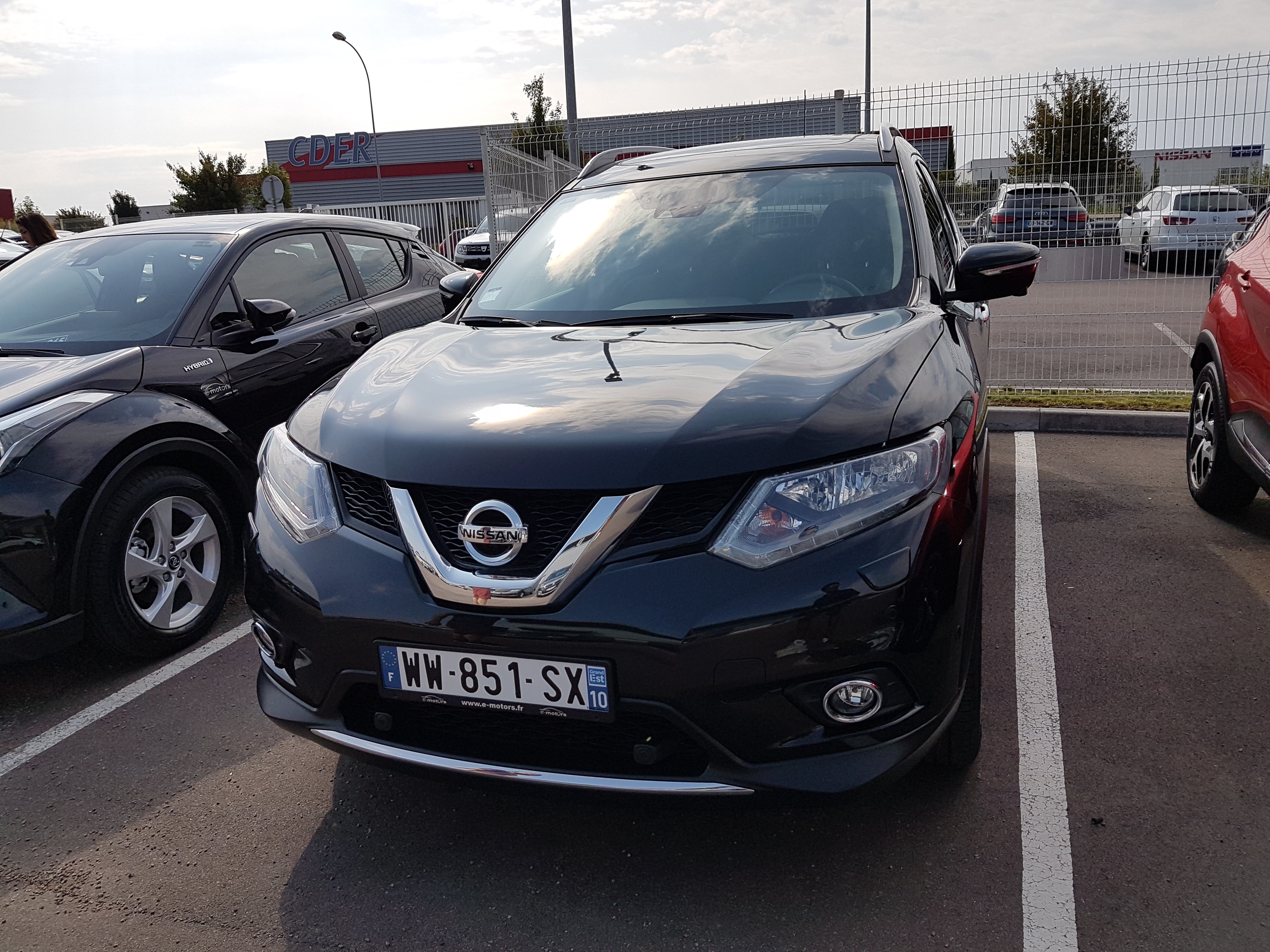 Avis-mandataire-auto-Emotors-Nissan-X-trail-N-connecta-dci-130-7pl-4x4.
