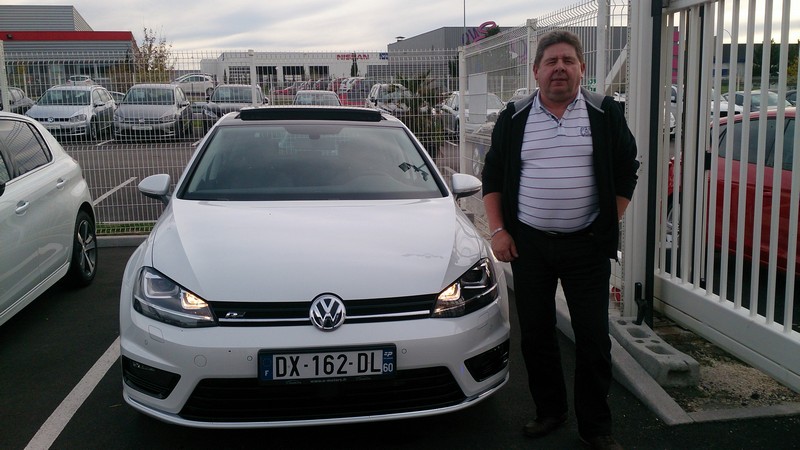 Avis-mandataire-auto-Emotors--Volkswagen-golf-carat-r-line-tsi-150-act-dsg-5p-plus-x-non-plus-toit-panoramique-.