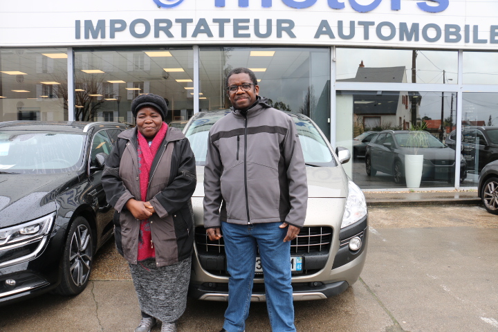 Avis-mandataire-auto-Emotors-Peugeot-3008-1-6-e-hdi-115ch-fap-etg6-blue-lion-allure.