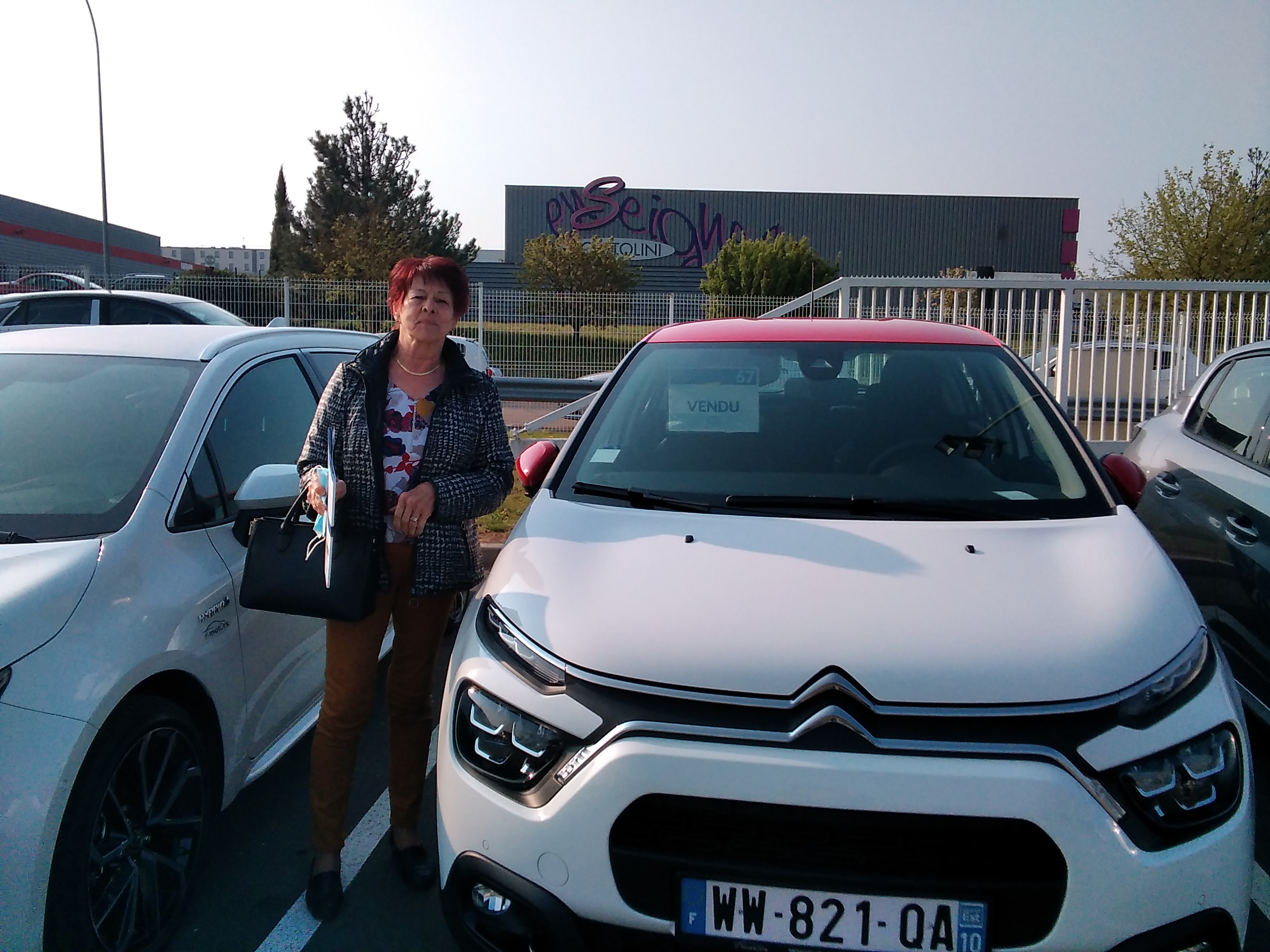 Avis-mandataire-auto-Emotors-Citroen-C3-Shine-puretech-110-eat6-plus-cam-ra-de-recul.