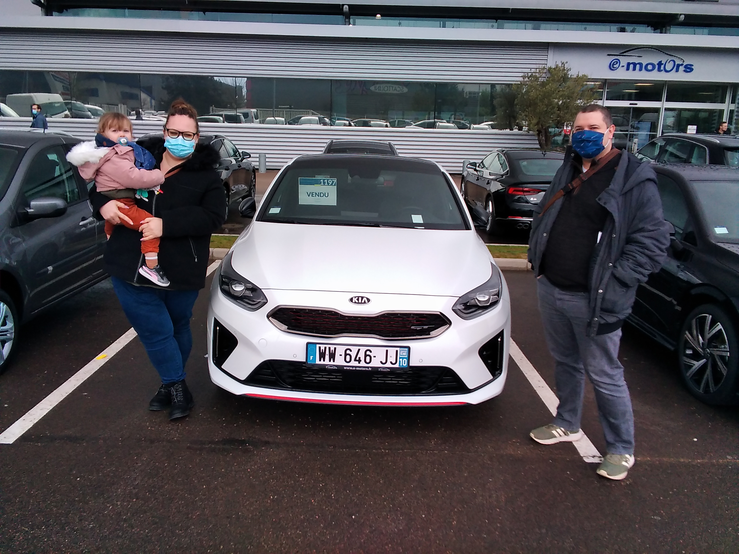 Avis-mandataire-auto-Emotors-Kia-Proceed-Gt-t-gdi-204-dct7.