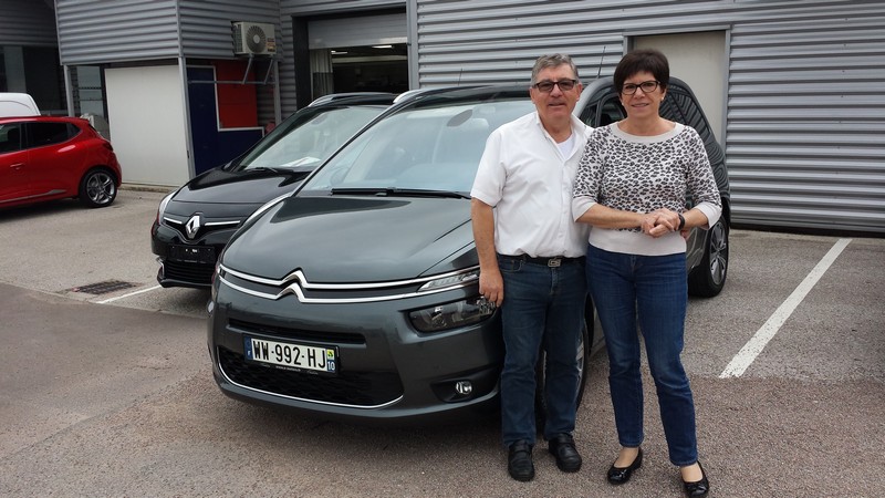 Avis-mandataire-auto-Emotors-Citroen-Grand-c4-picasso-Exclusive-bluehdi-150-s-s-eat6.