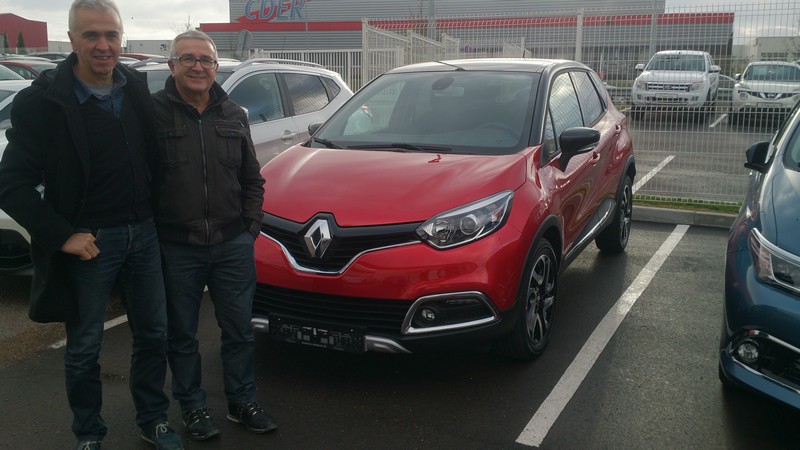 Avis-mandataire-auto-Emotors--Renault-captur-helly-hansen-dci-90-edc-.