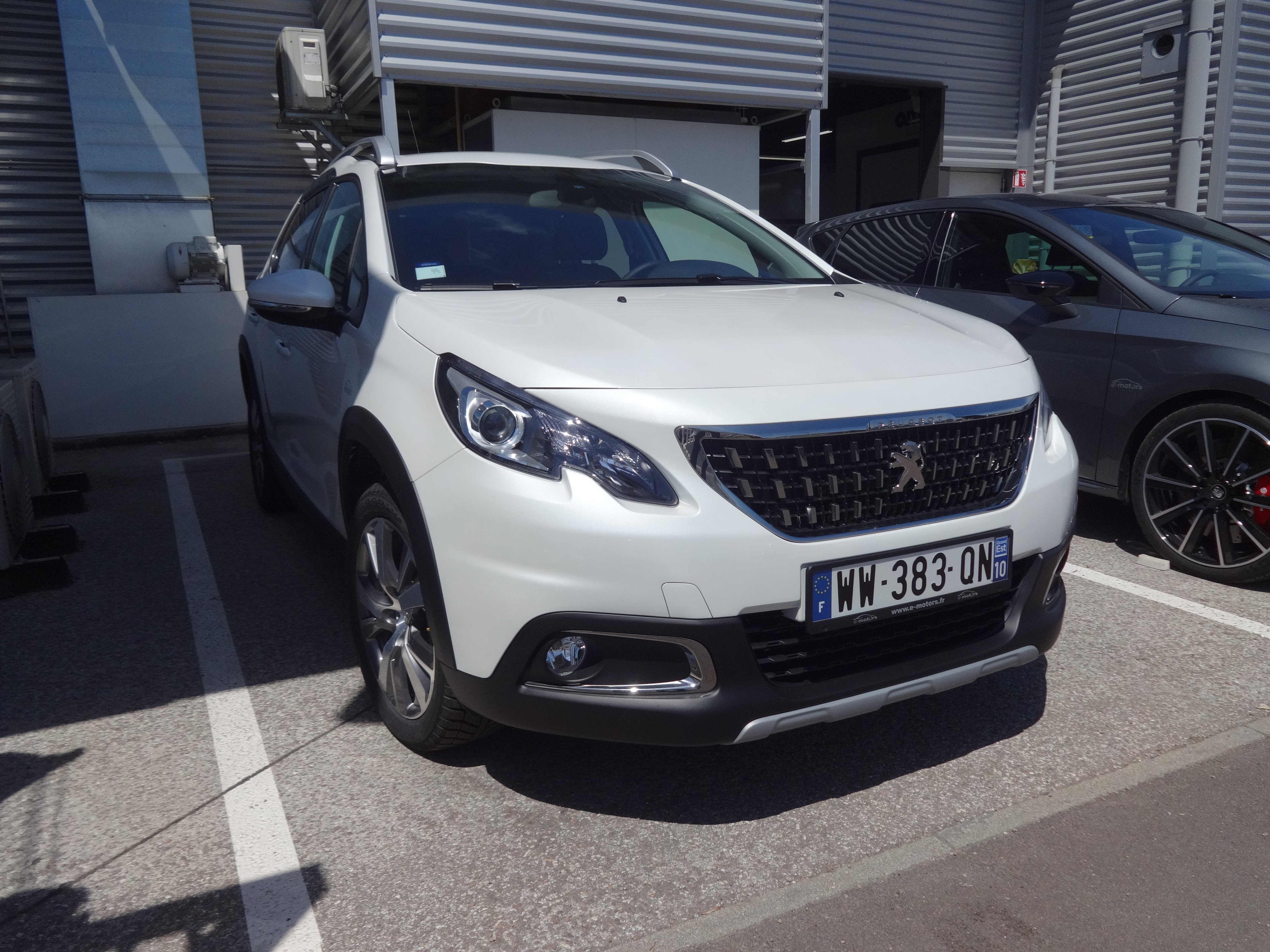 Avis-mandataire-auto-Emotors-Peugeot-2008-Allure-puretech-130-s-s.