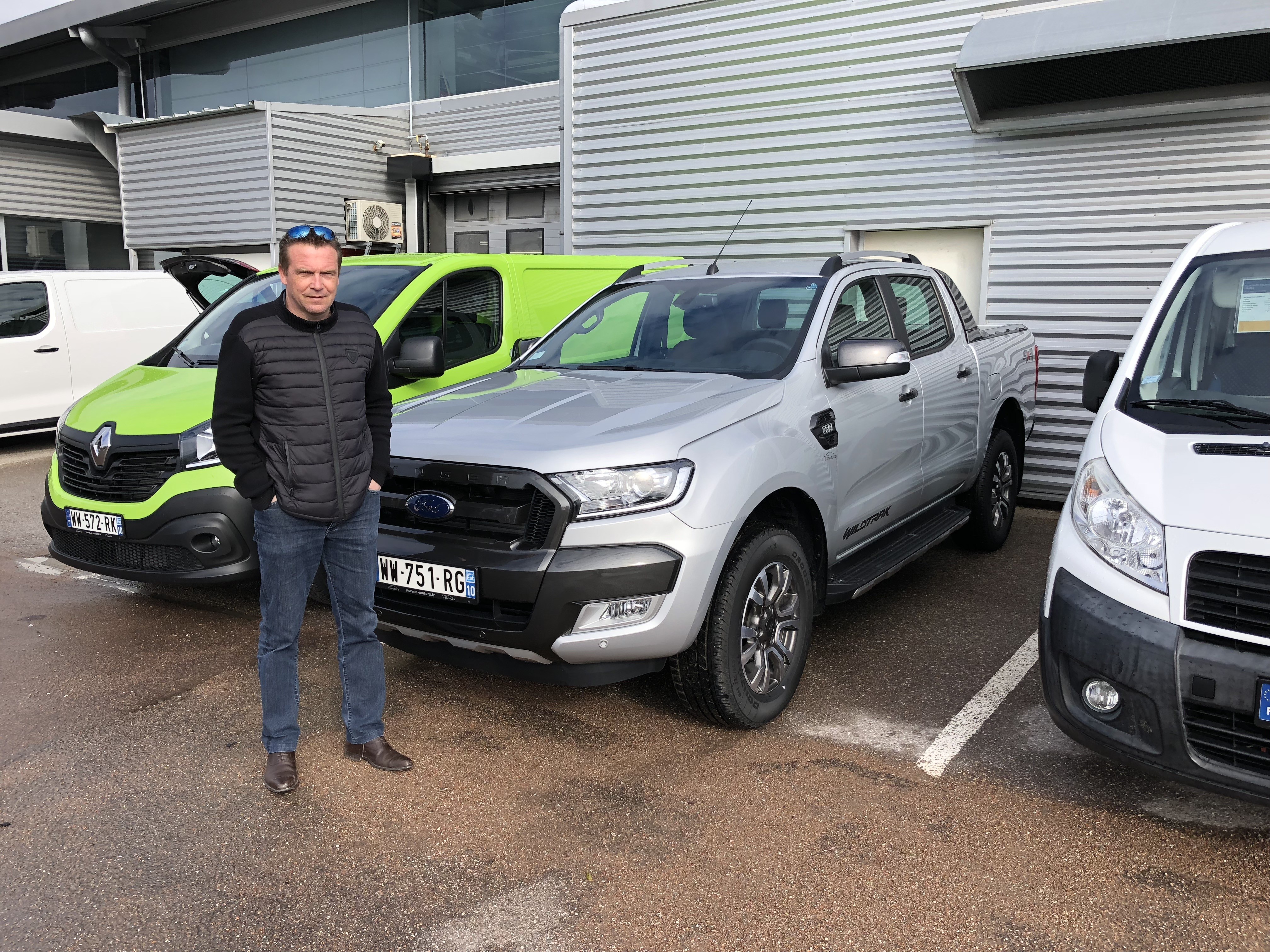 Avis-mandataire-auto-Emotors-Ford-Ranger-Double-cabine-wildtrak-tdci-200-4x4-automatique.