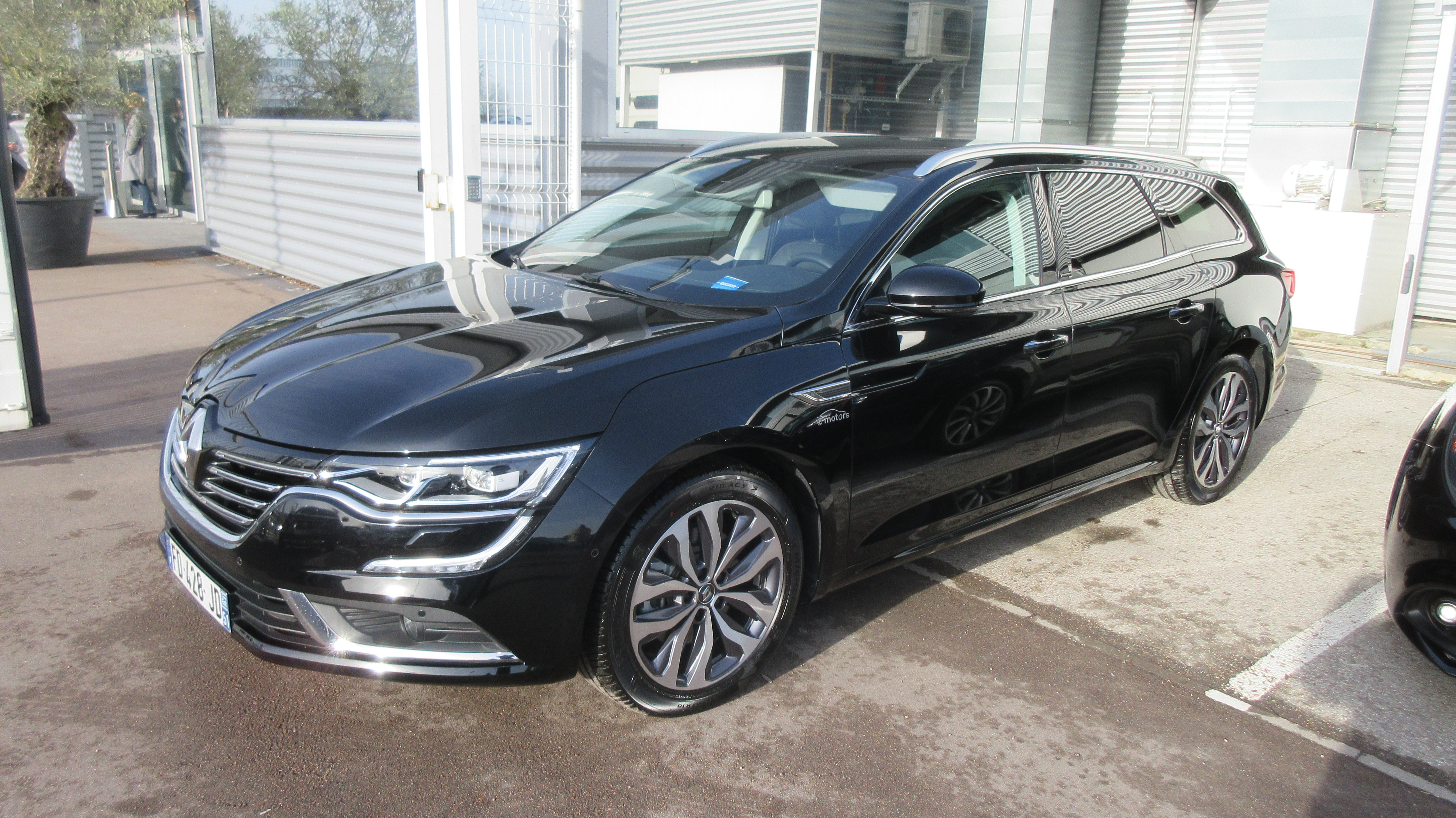 Avis-mandataire-auto-Emotors-Renault-Talisman-estate-Intens-dci-160-energy-edc-plus-4control-bose.