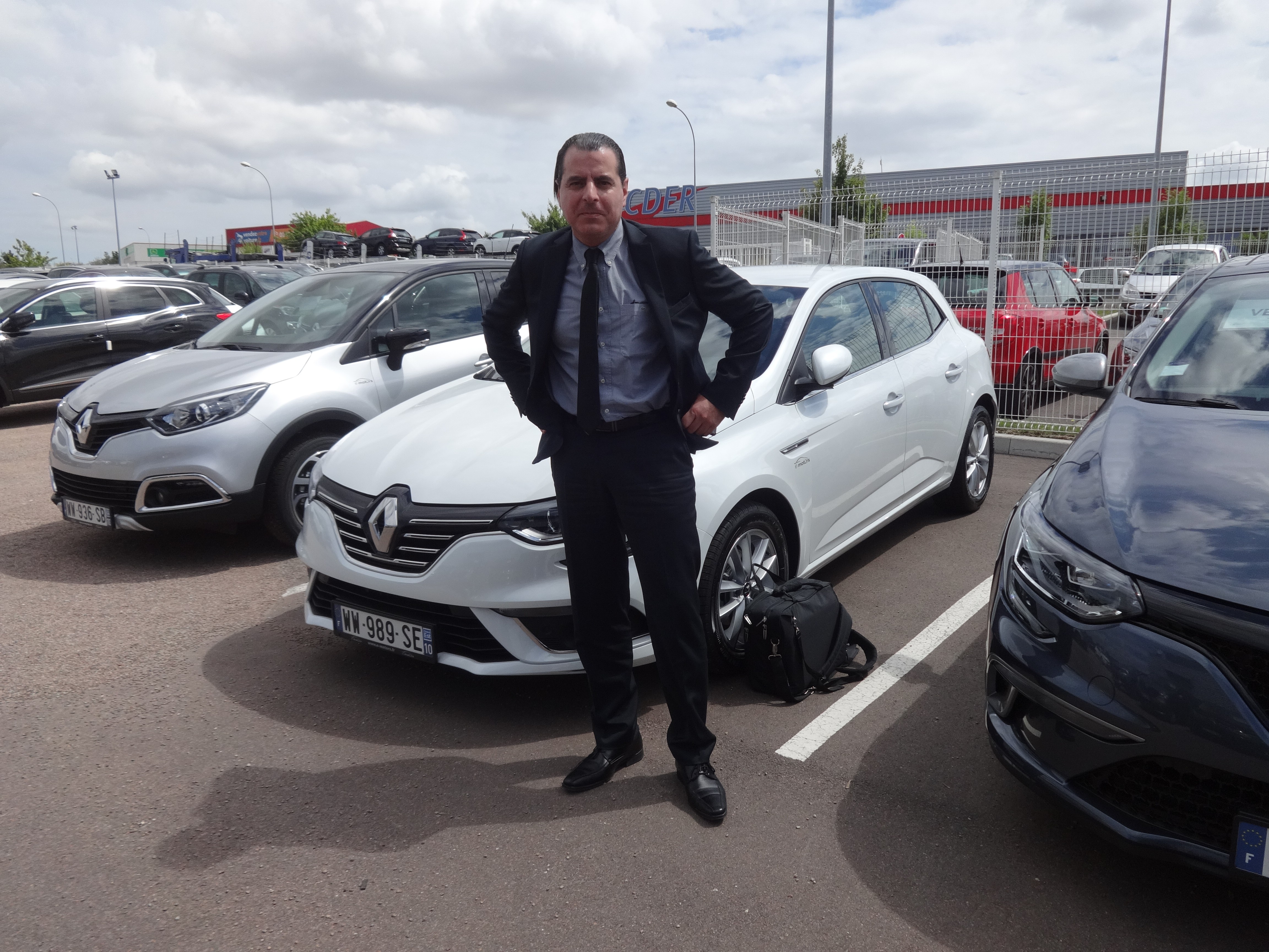 Avis-mandataire-auto-Emotors-Renault-Megane-iv-berline-M-gane-iv-berline-intens-dci-110-energy-plus-park-assist.