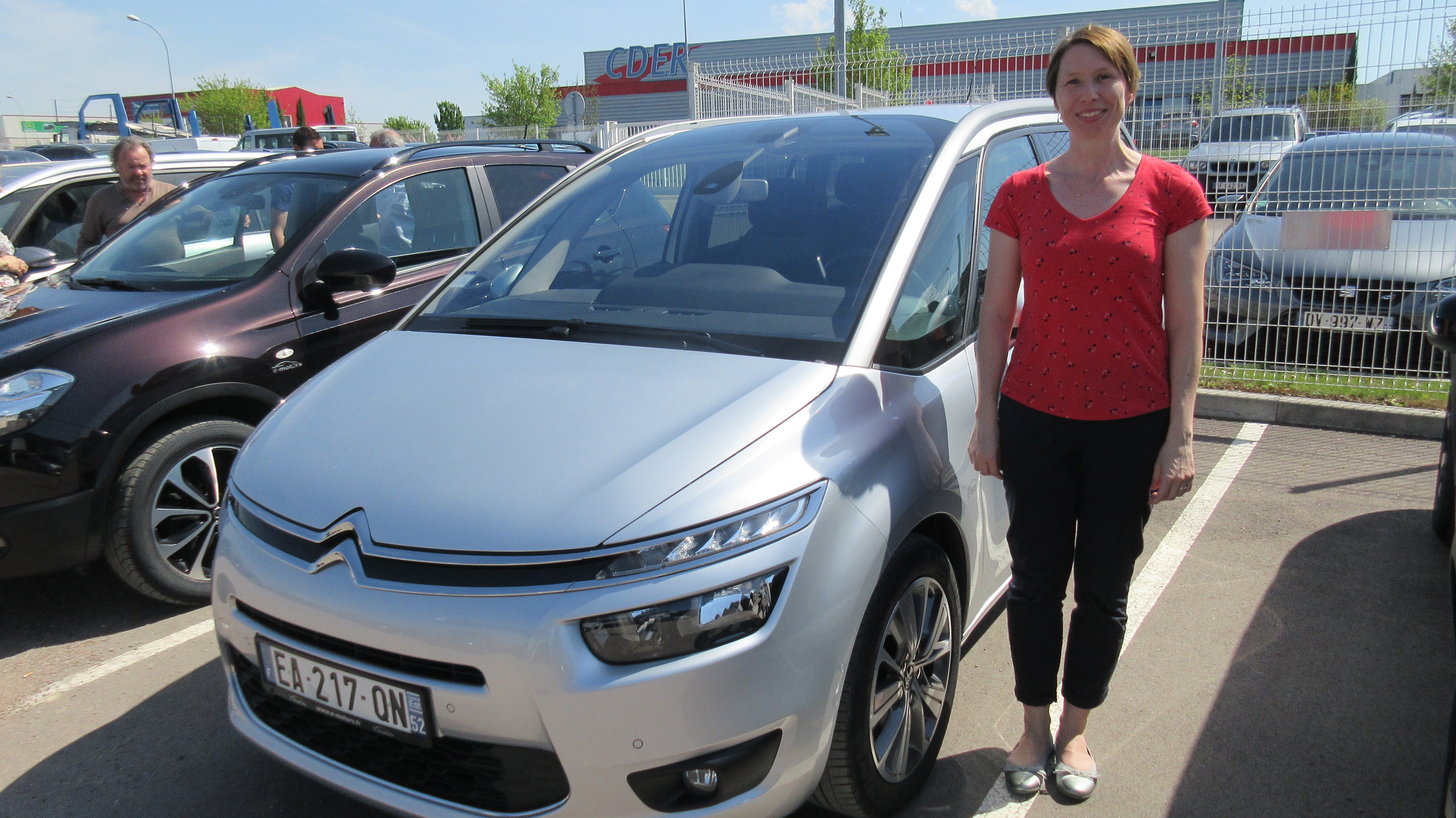 Avis-mandataire-auto-Emotors-Citroen-Grand-c4-picasso-Intensive-hdi-150-eat-7places.