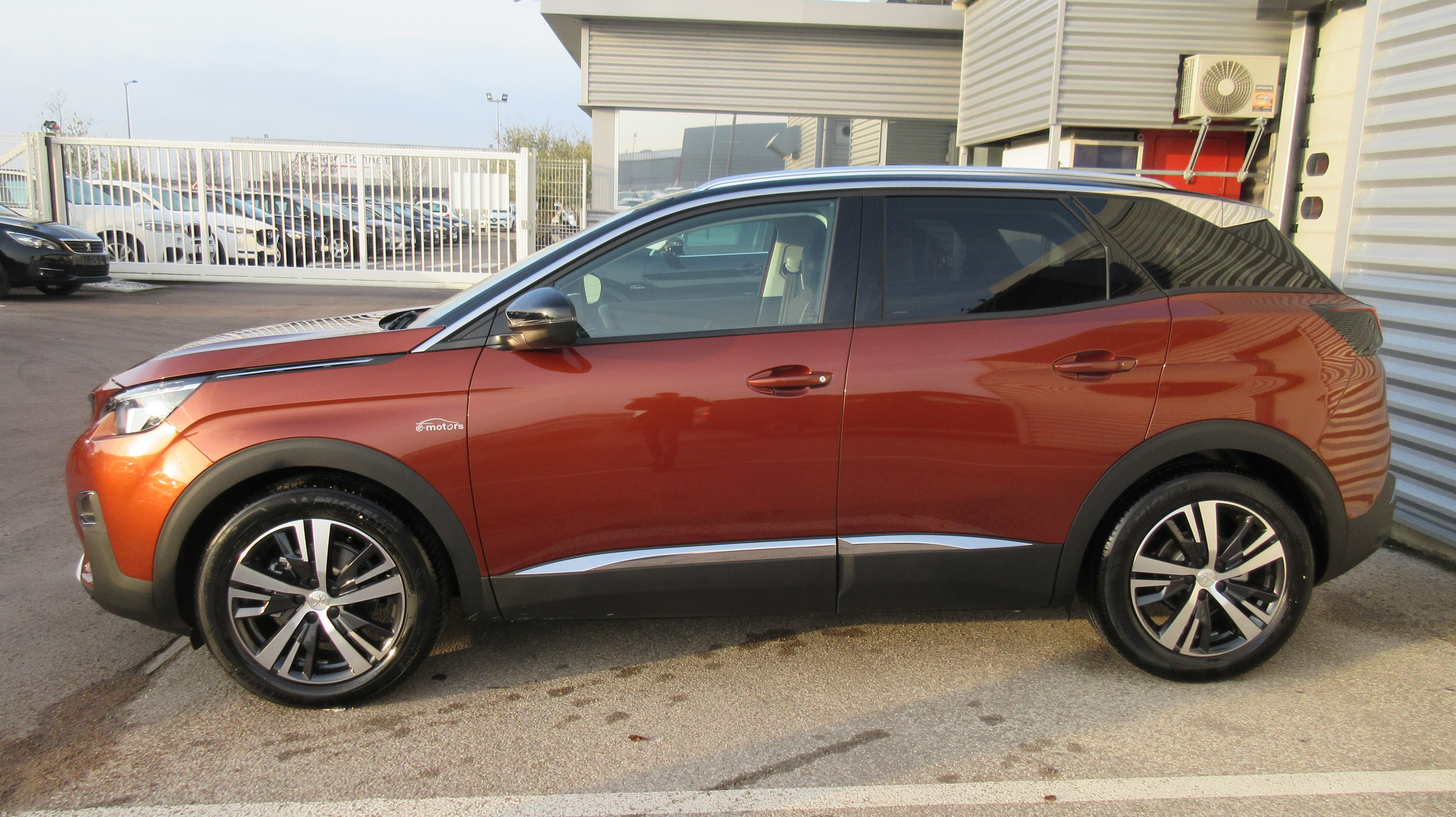 Avis-mandataire-auto-Emotors-Peugeot-3008-Allure-bluehdi-120-eat6-s-s.