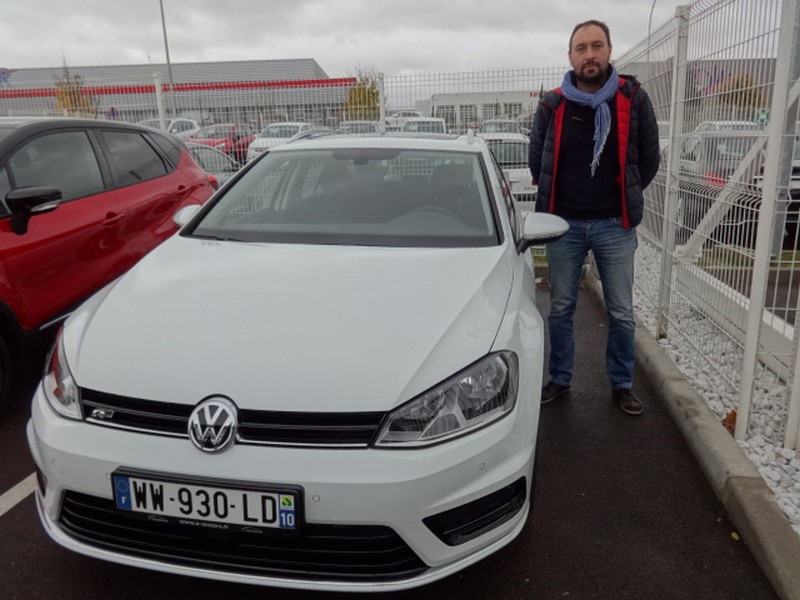 Avis-mandataire-auto-Emotors-Volkswagen-Golf-sw-Confortline-r-line-tsi-125-5p.