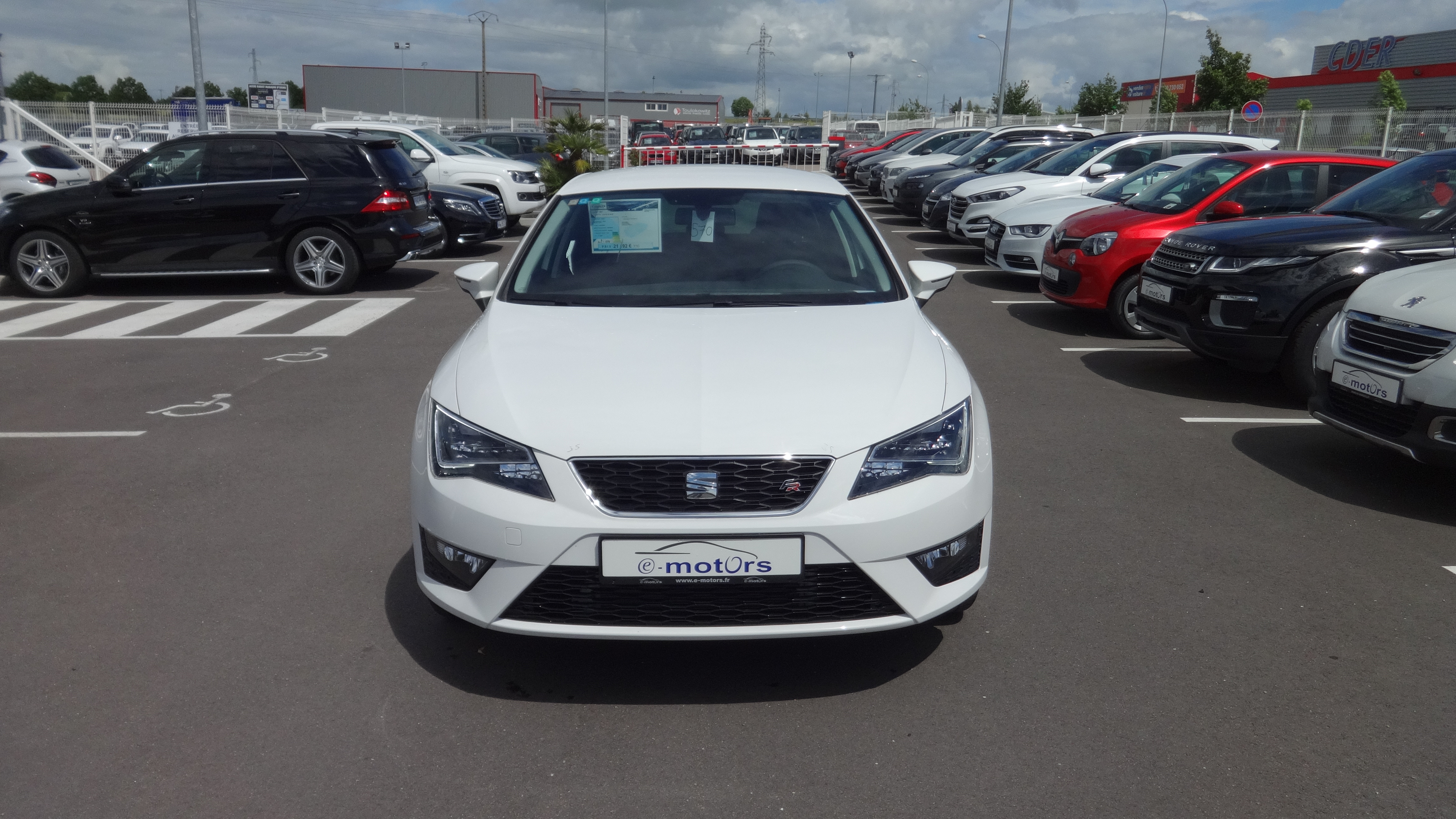 Avis-mandataire-auto-Emotors-Seat-Leon-Style-tdi-105-plus-gps-plus-ja-17.