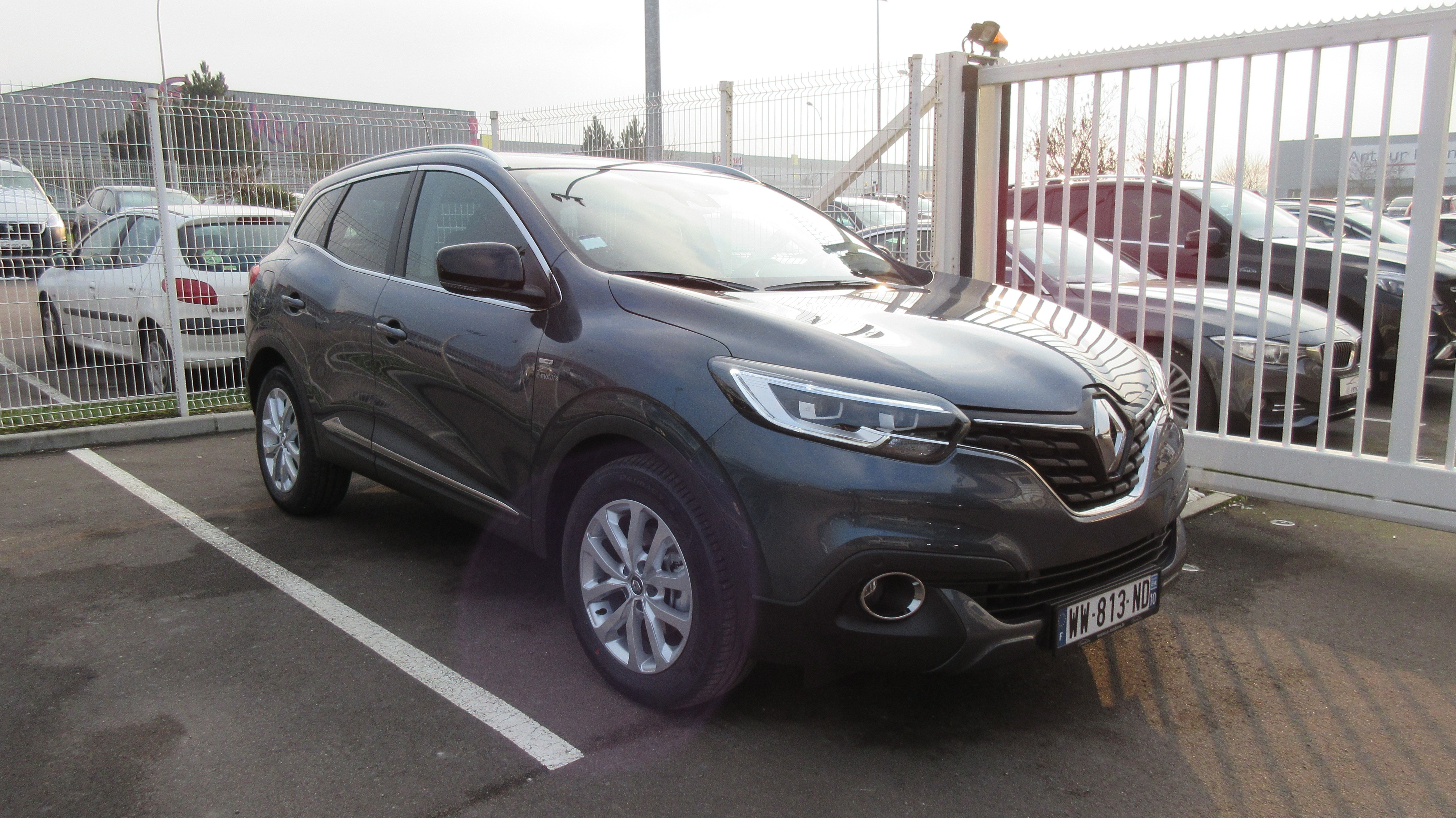 Avis-mandataire-auto-Emotors-Renault-Kadjar-Intens-dci-130-energy-x-tronic-plus-toit-vitr-s-bose.