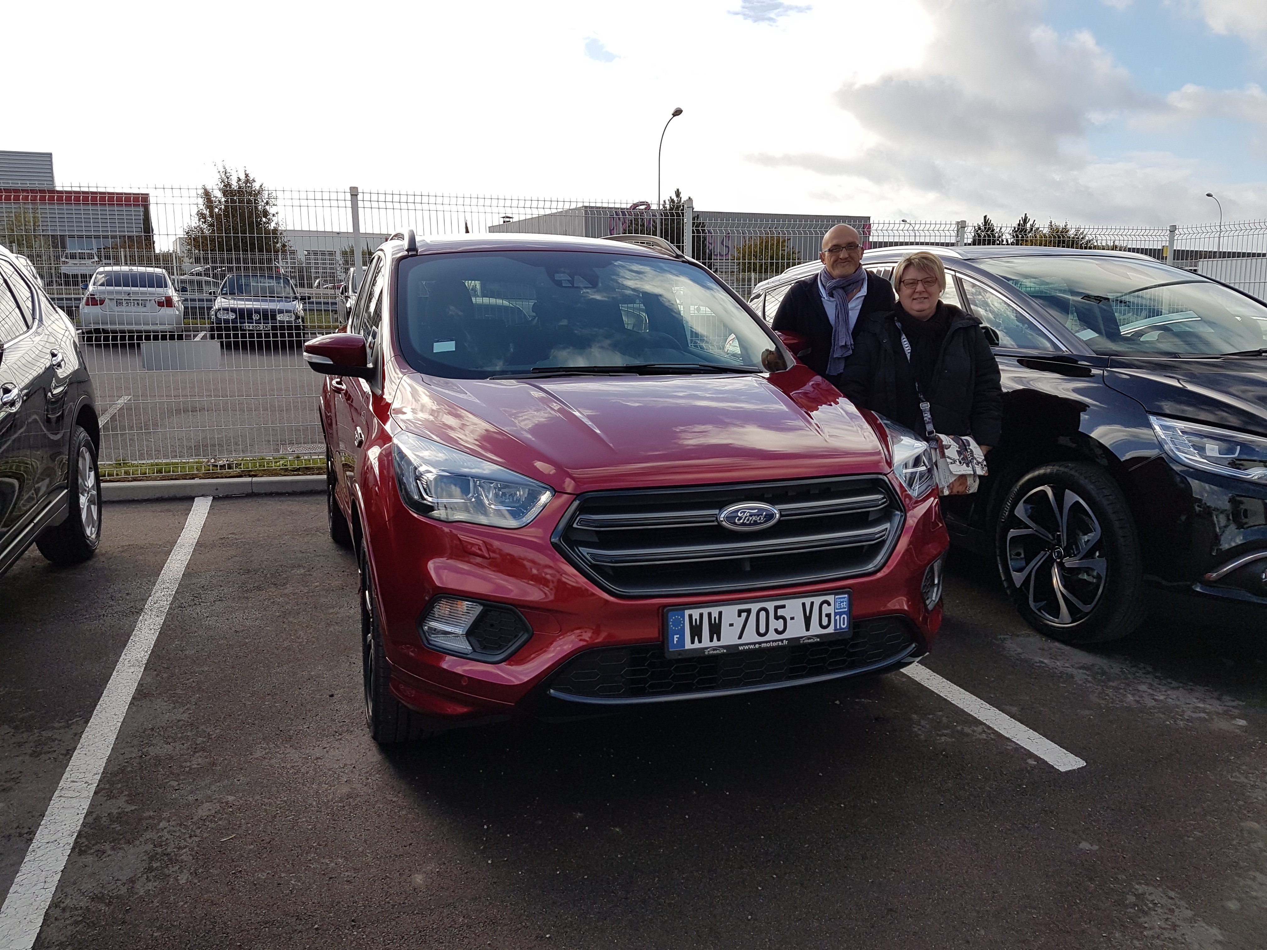 Avis-mandataire-auto-Emotors-Ford-Kuga-St-line-tdci-120-powershift-s-s-4x2.