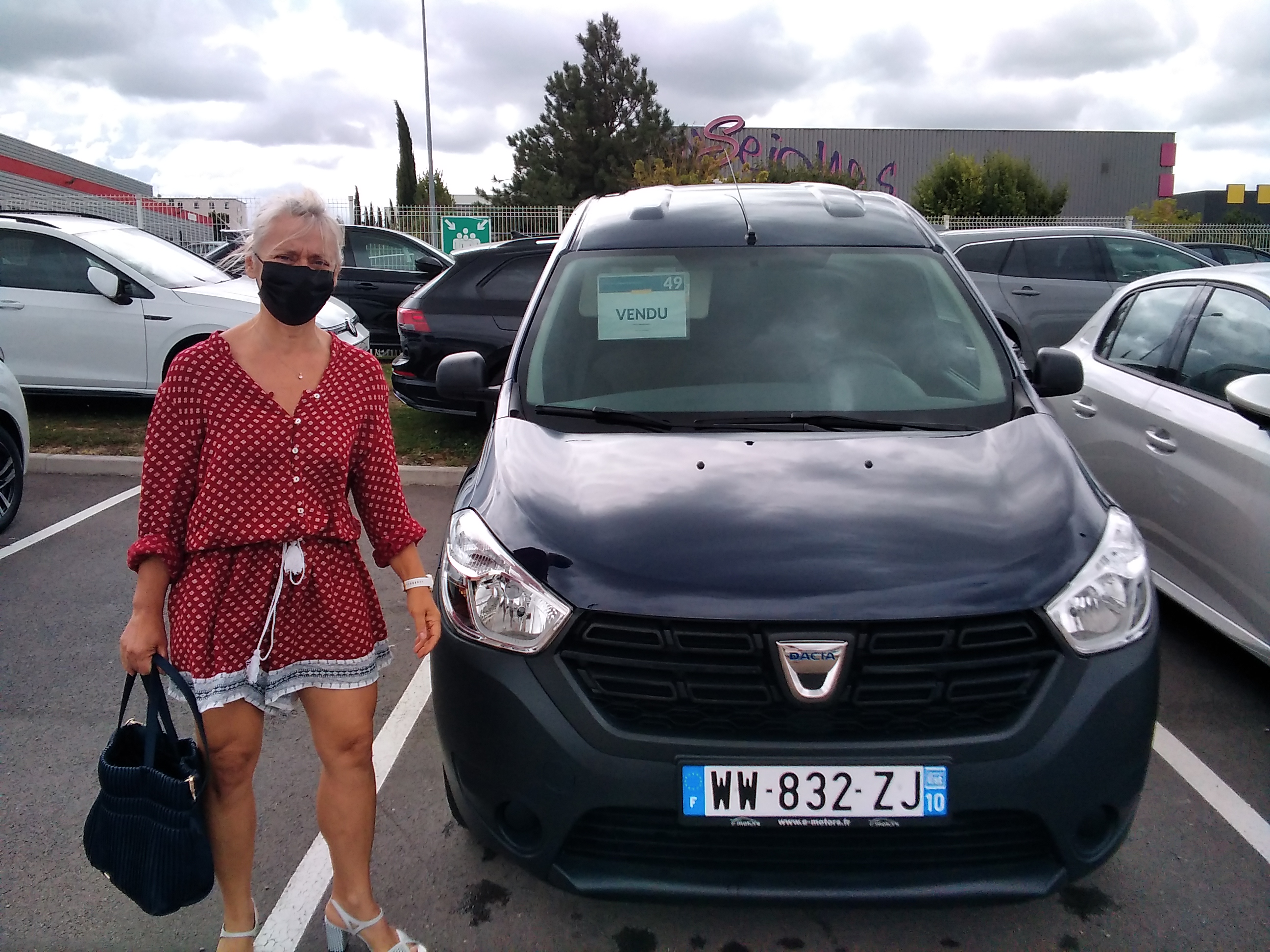 Avis-mandataire-auto-Emotors-Dacia-Dokker-van-Ambiance-bluedci-95.