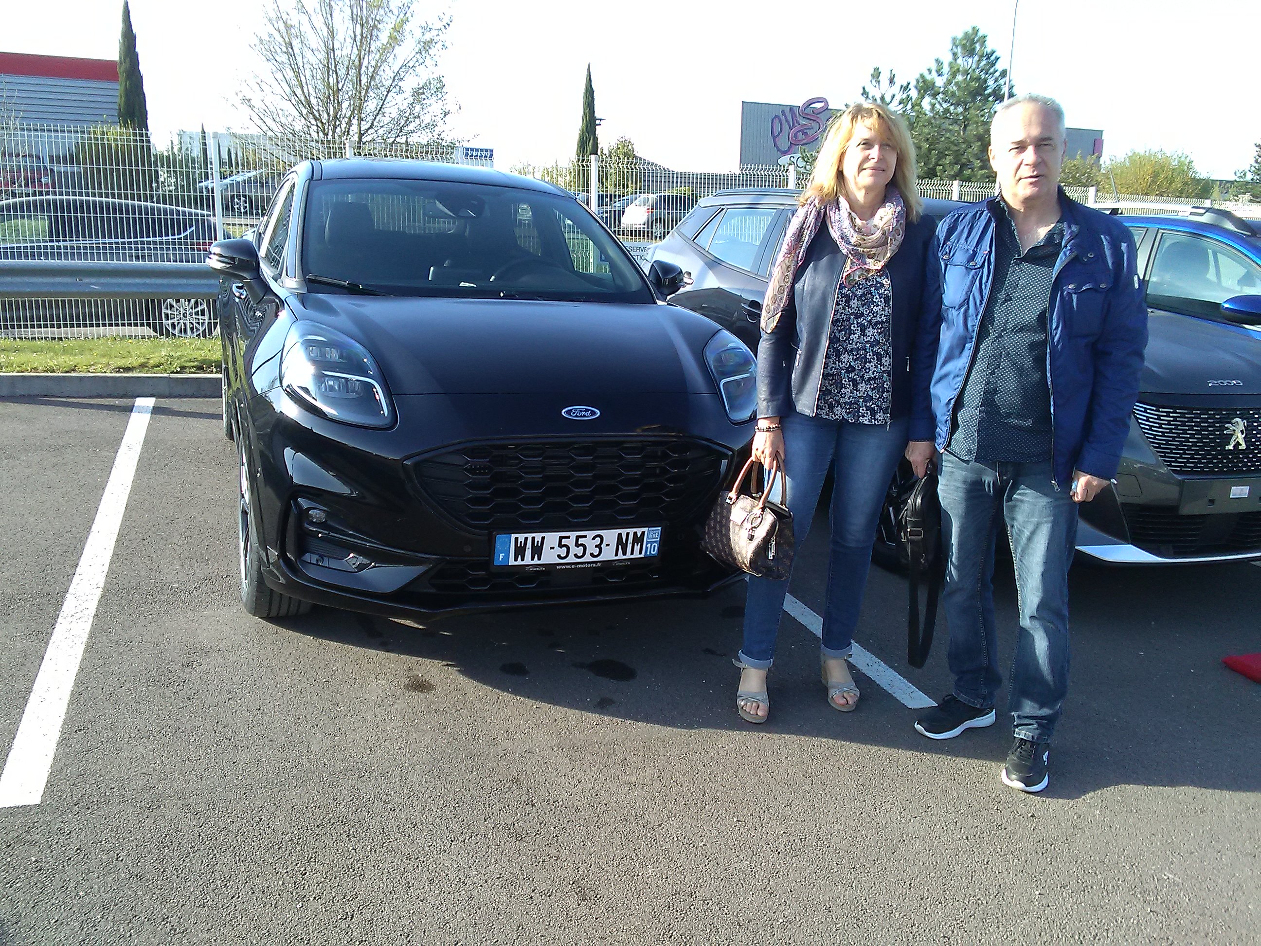 Avis-mandataire-auto-Emotors-Ford-Puma-St-line-x-ecoboost-125-mhev-powershift.