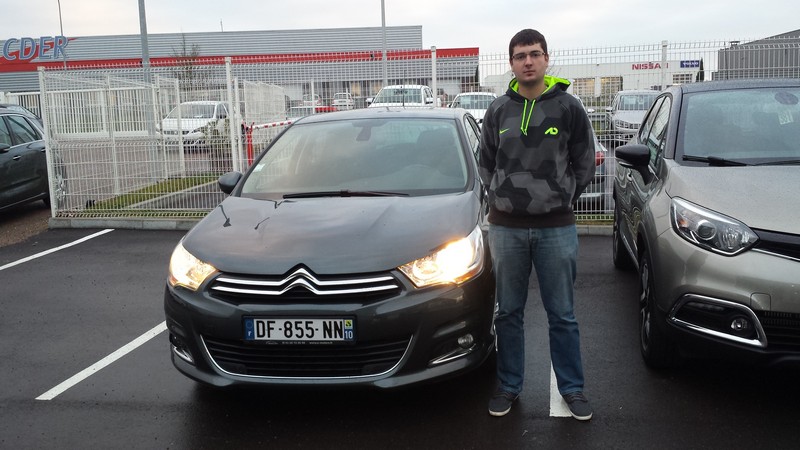 Avis-mandataire-auto-Emotors--Citroen-c4-exclusive-e-hdi-115-.